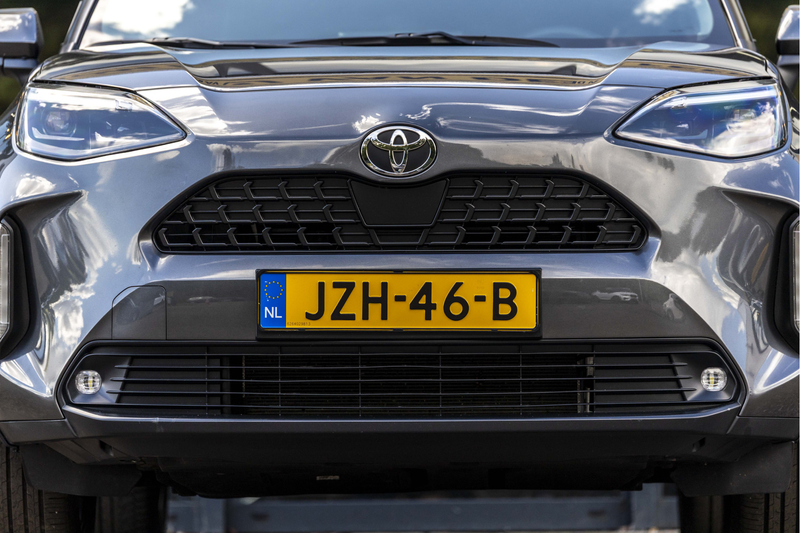 Toyota Yaris Cross 1.5 Hybrid 115 First Edition — photo 3