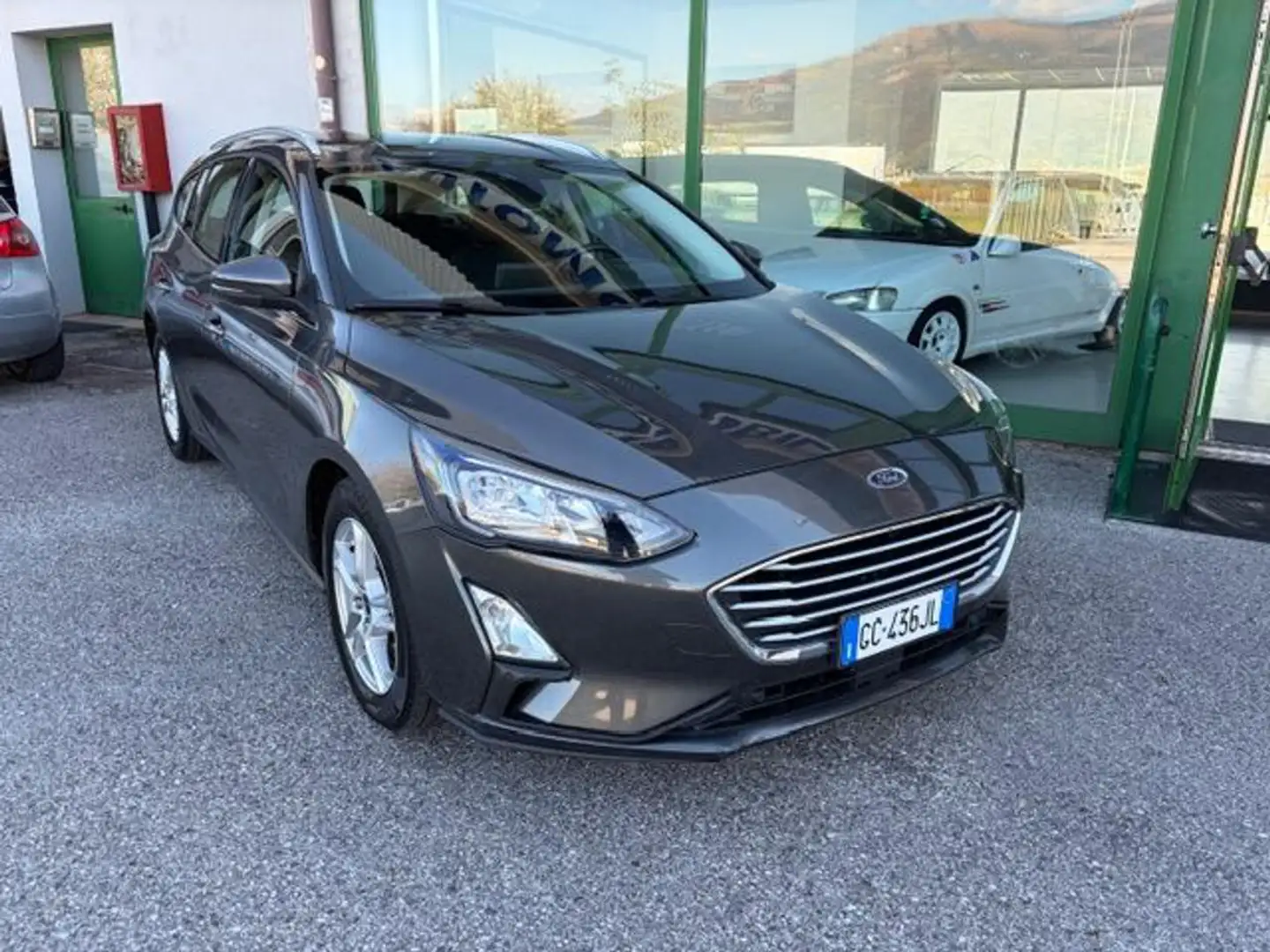 Ford Focus 1.5 EcoBlue 120 CV 5p. Business Grau - 1