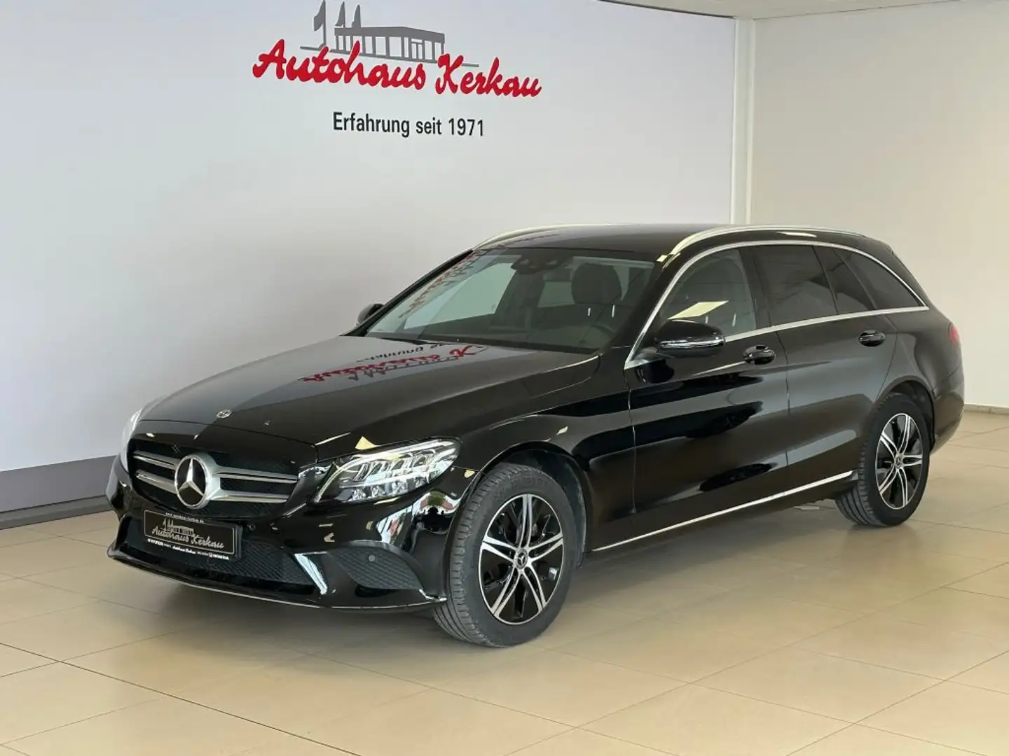 Mercedes-Benz C 220 d 4Matic T 9G-TRONIC+Memory+ Apple Carplay Schwarz - 1