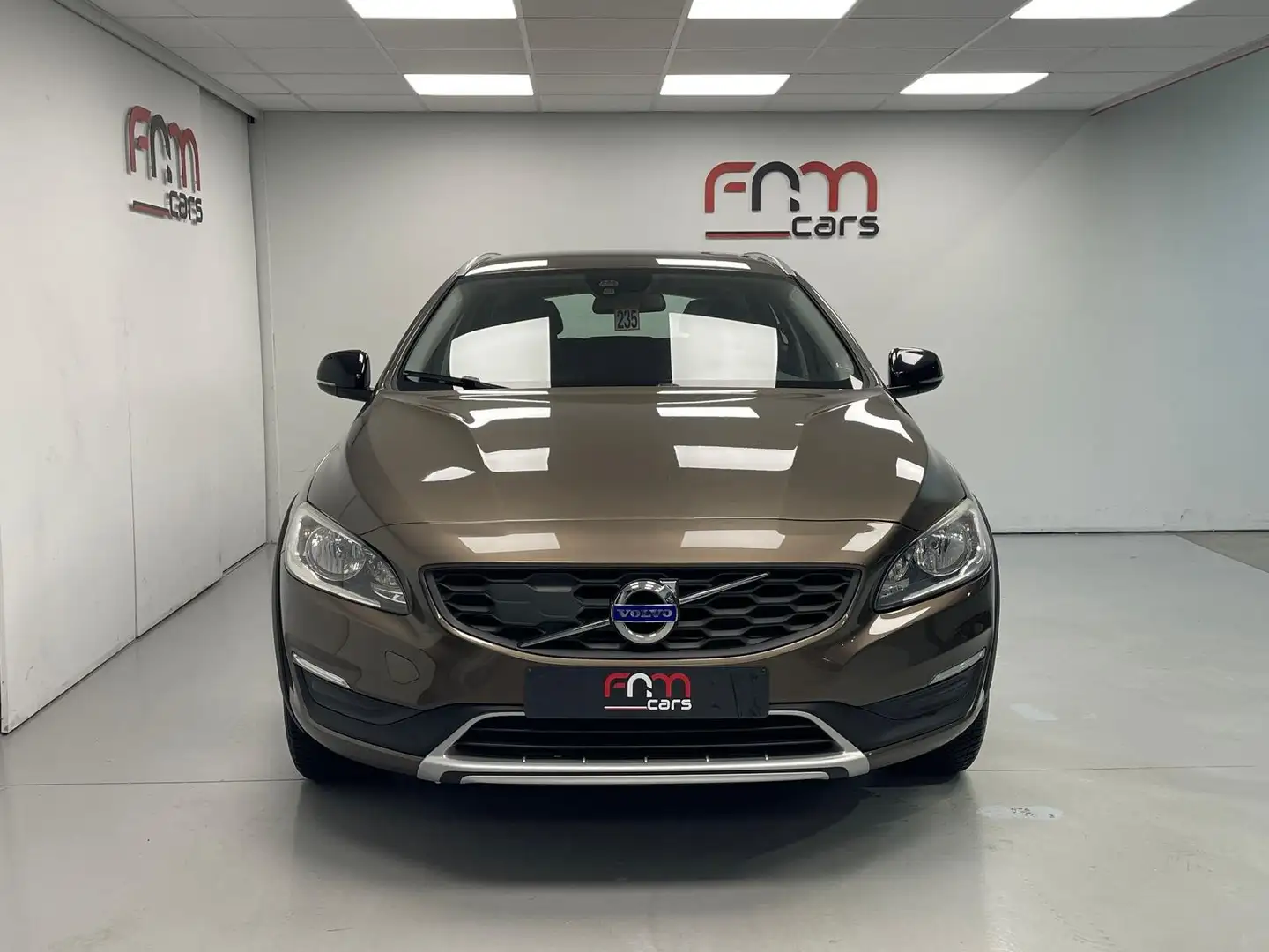 Volvo V60 Cross Country Automaat bwj2016 Trekhaak Navi Cruise Garantie Brun - 2