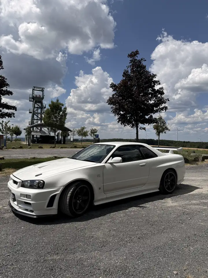 Nissan Skyline R34 GT-R V-SPEC, foto 2