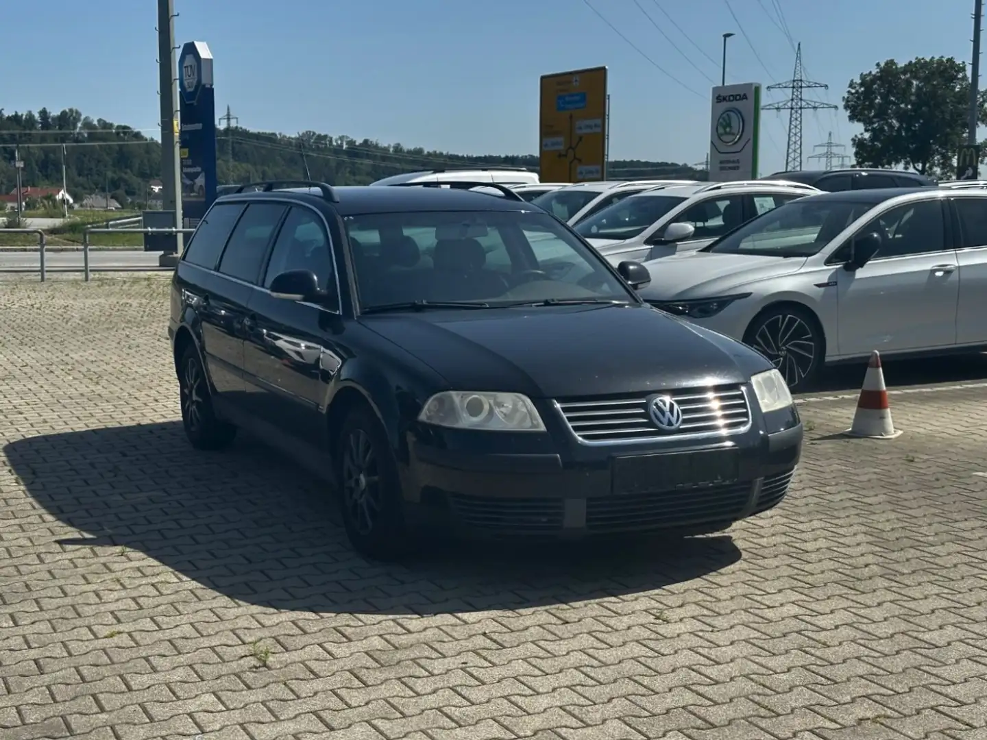 Volkswagen Passat Variant 1.9 TDI Comfortline Family SHZ Fekete - 2