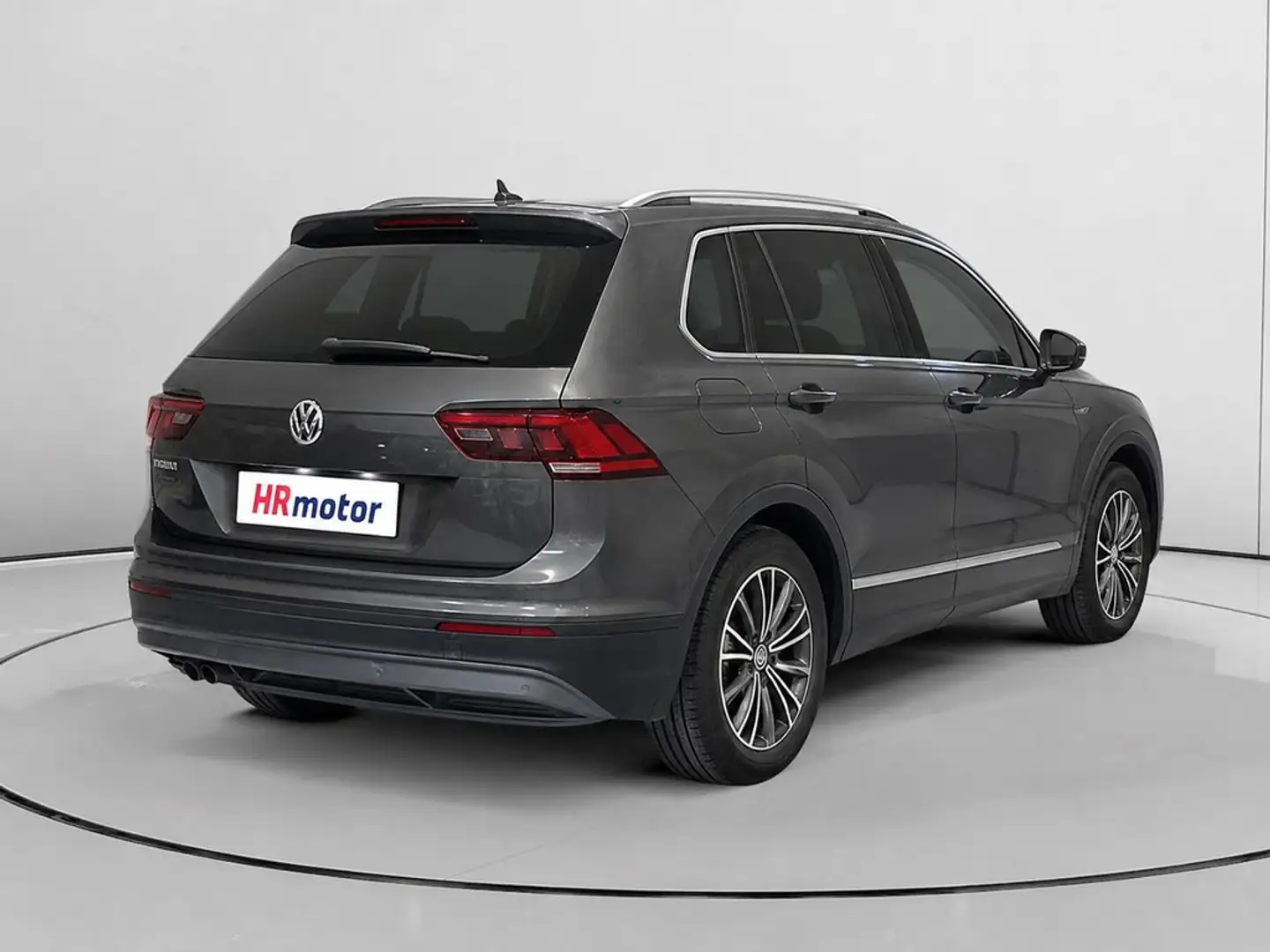 Volkswagen Tiguan 1.5 TSI Advance 96kW Gris - 2