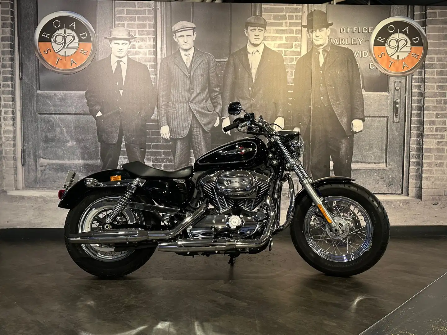 Harley-Davidson Sportster Negru - 1