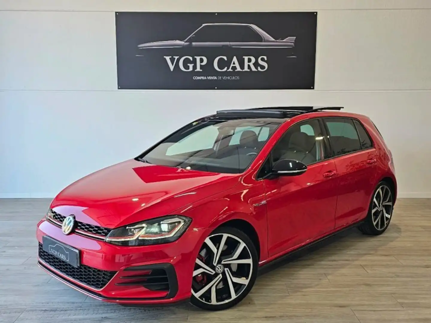 Volkswagen Golf GTI 2.0 TSI Performance DSG7 180kW Rojo - 1