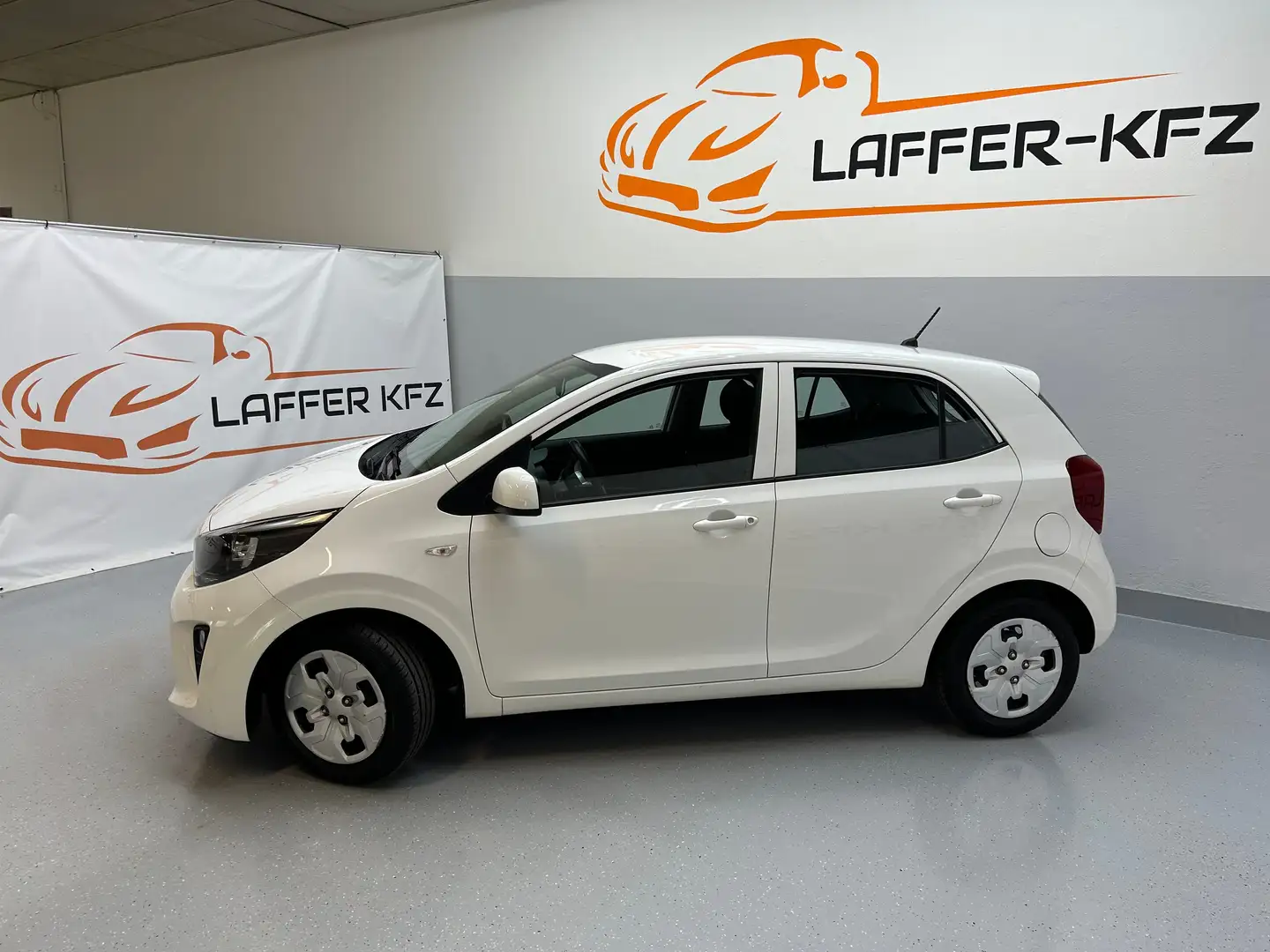 Kia Picanto 1,0 MPI Titan KLIMA SITZHZG LENKHZG Weiß - 2