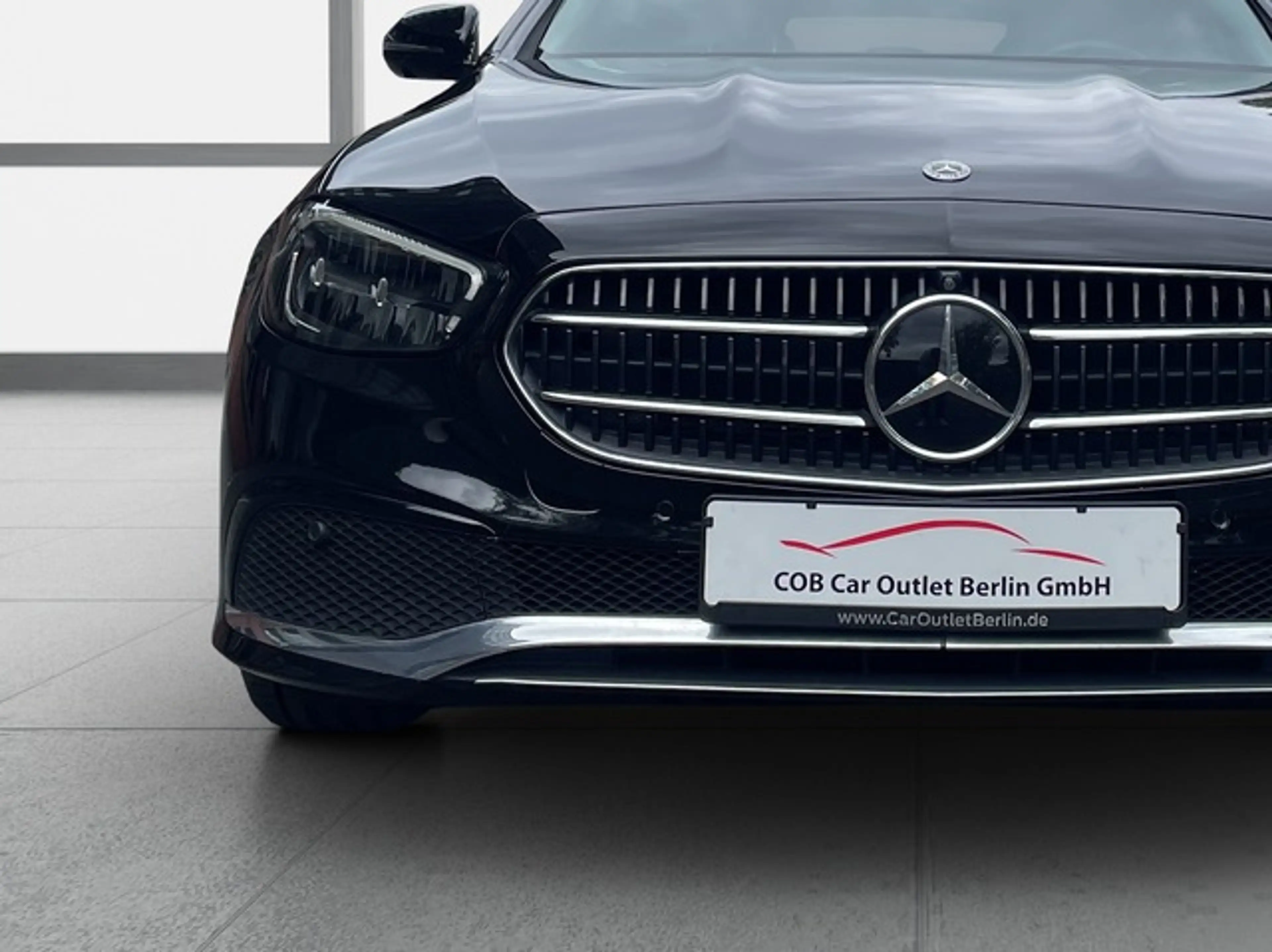 Mercedes-Benz E 400 d T 4M DISTRO LEDER KAM360 STANDHZG ALARM — photo 10