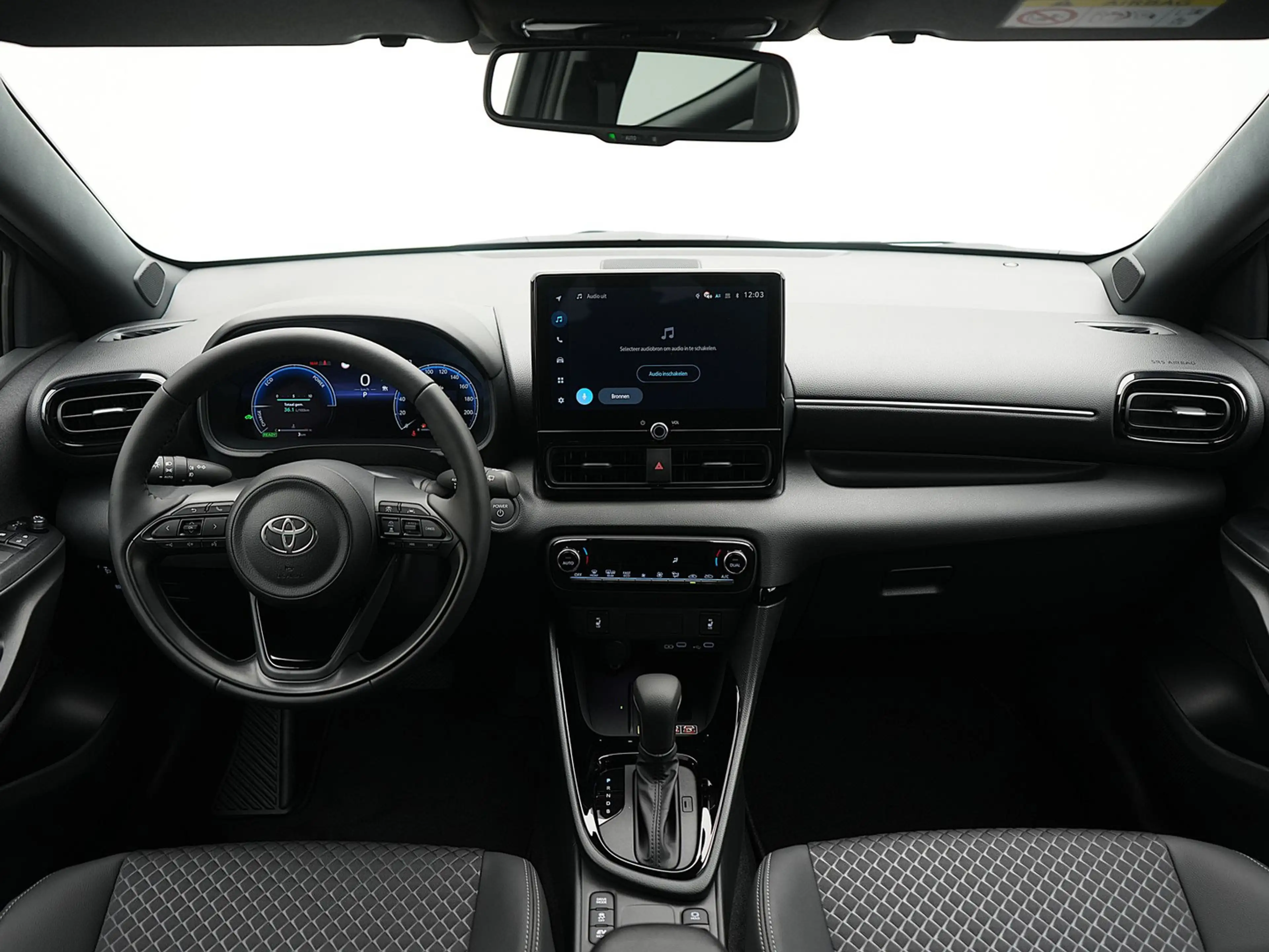 Toyota Yaris 1.5 Hybrid 130 Executive Storm Grey Metallic — photo 13