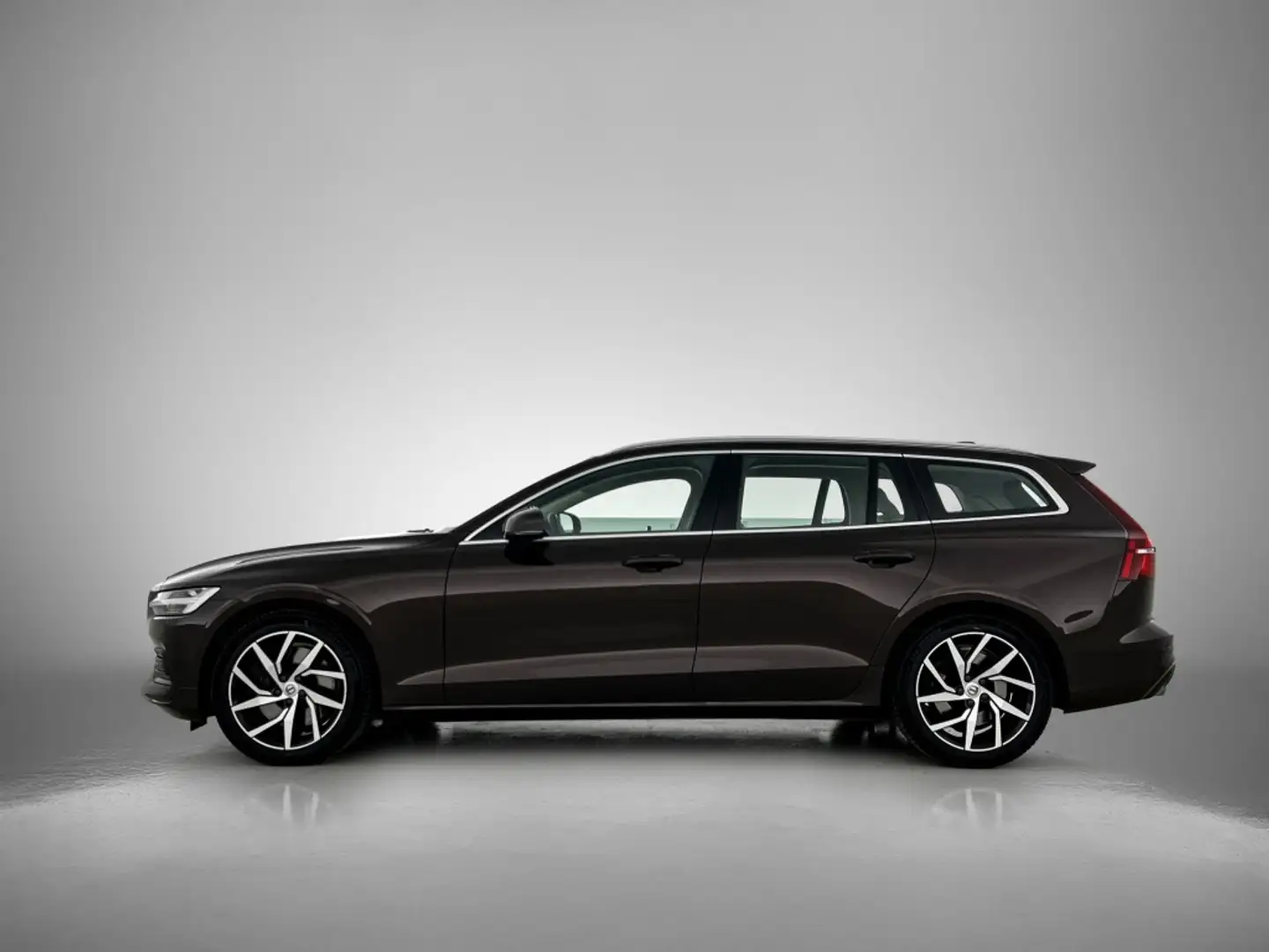 Volvo V60 2.0 T5 Momentum Bruin - 2