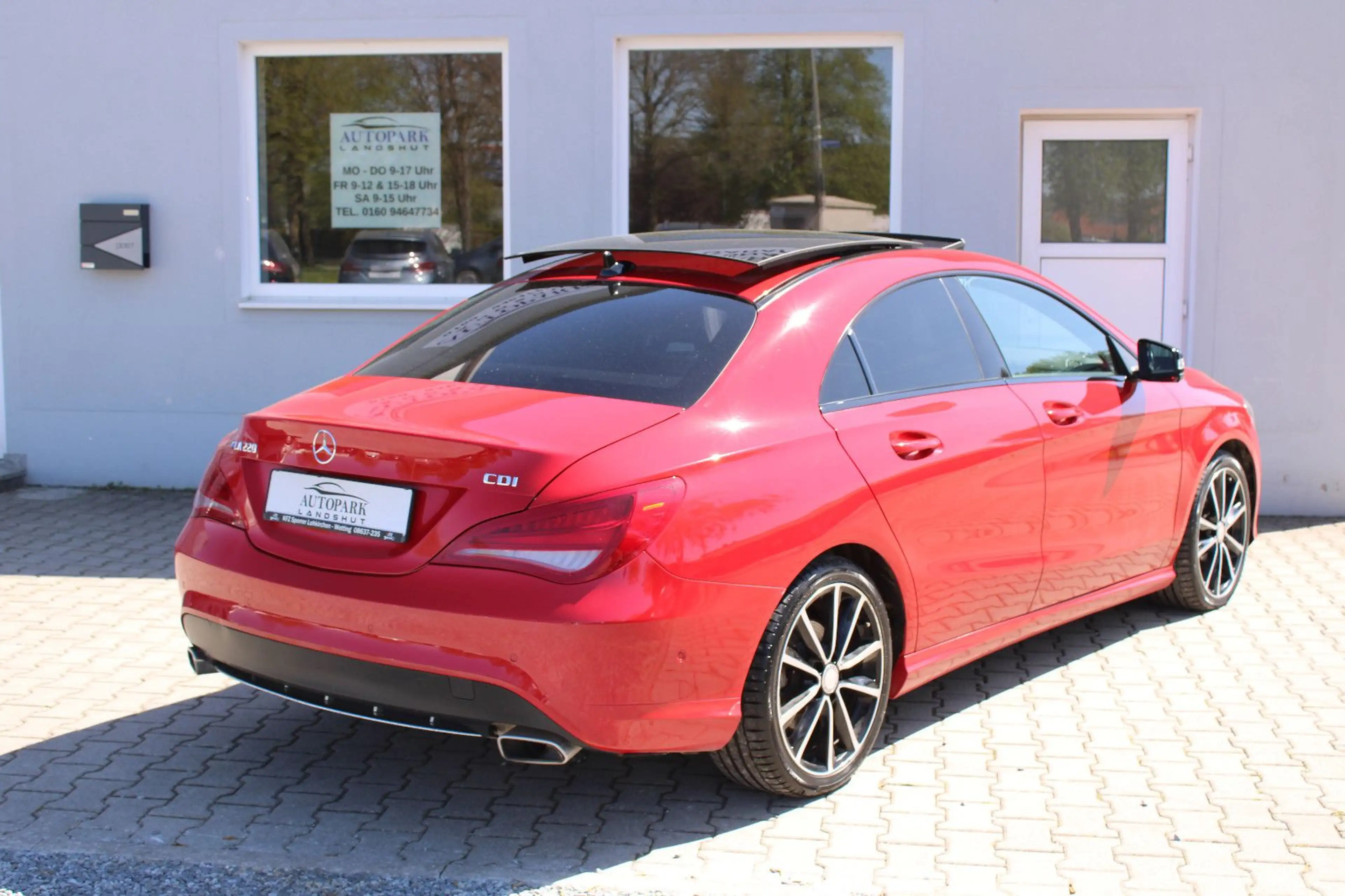 Mercedes-Benz CLA 220 CDI I R-Kamera I Navi I Panorama — photo 5