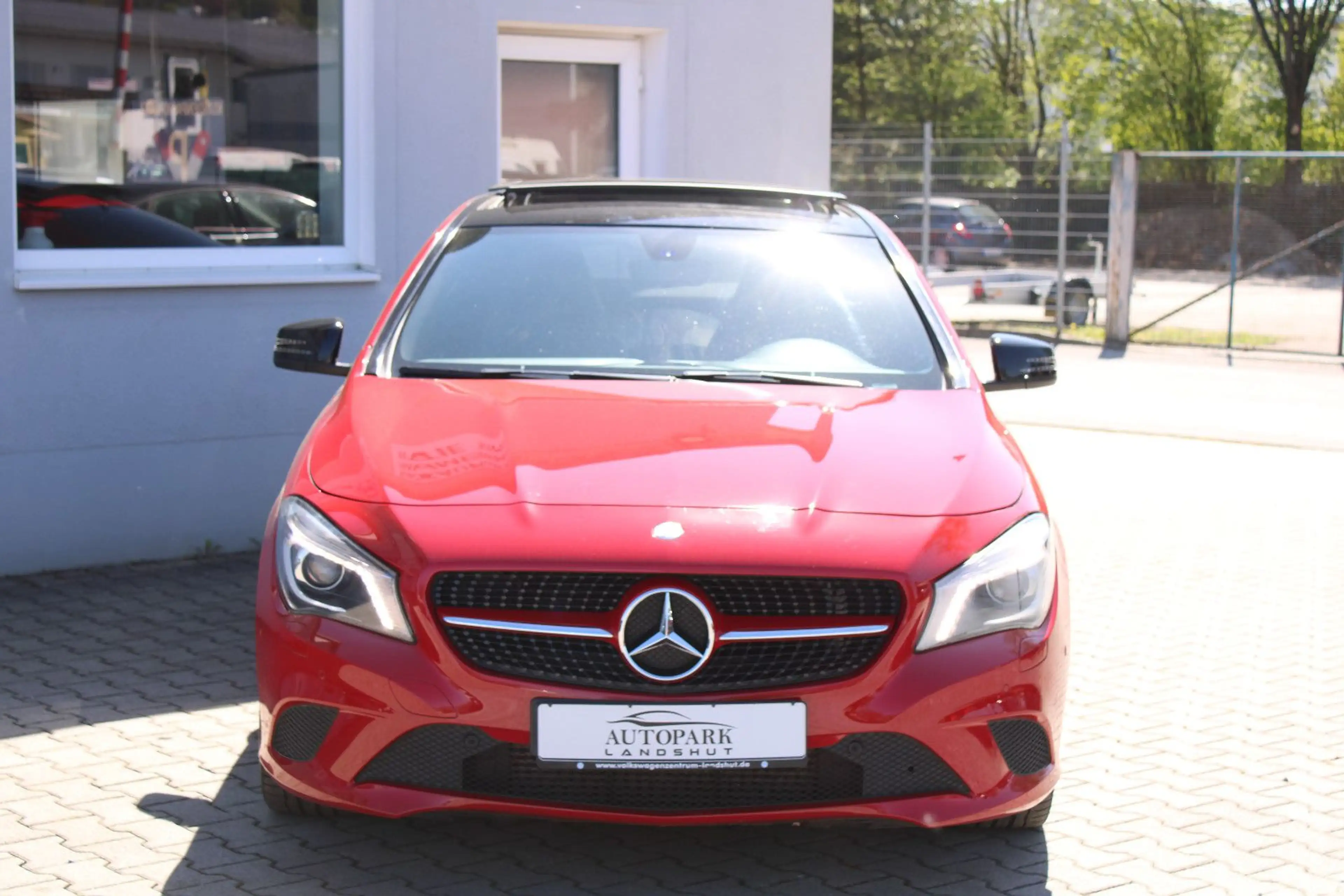 Mercedes-Benz CLA 220 CDI I R-Kamera I Navi I Panorama — photo 2