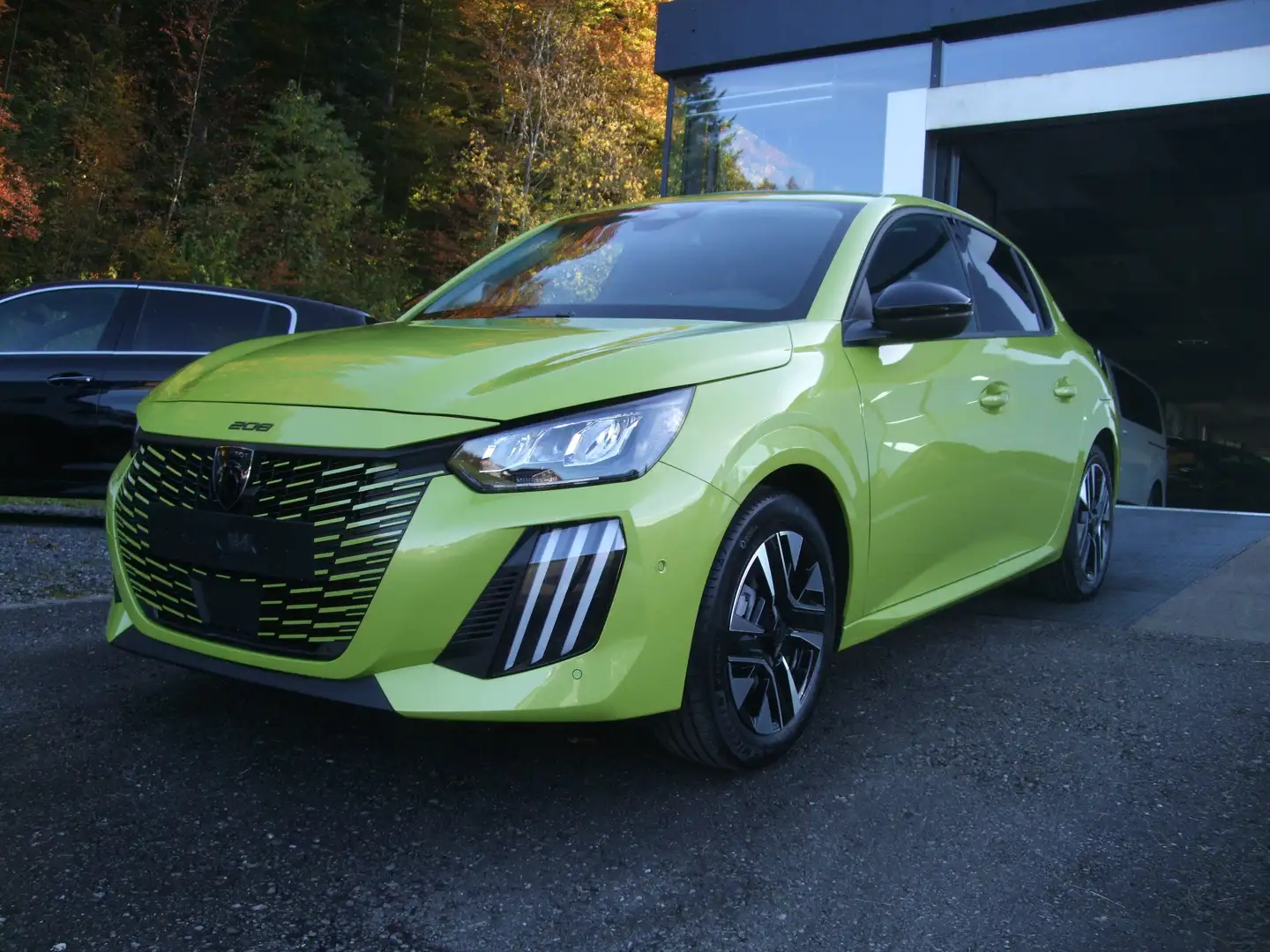Peugeot 208 Allure PureTech 100 Gelb - 1