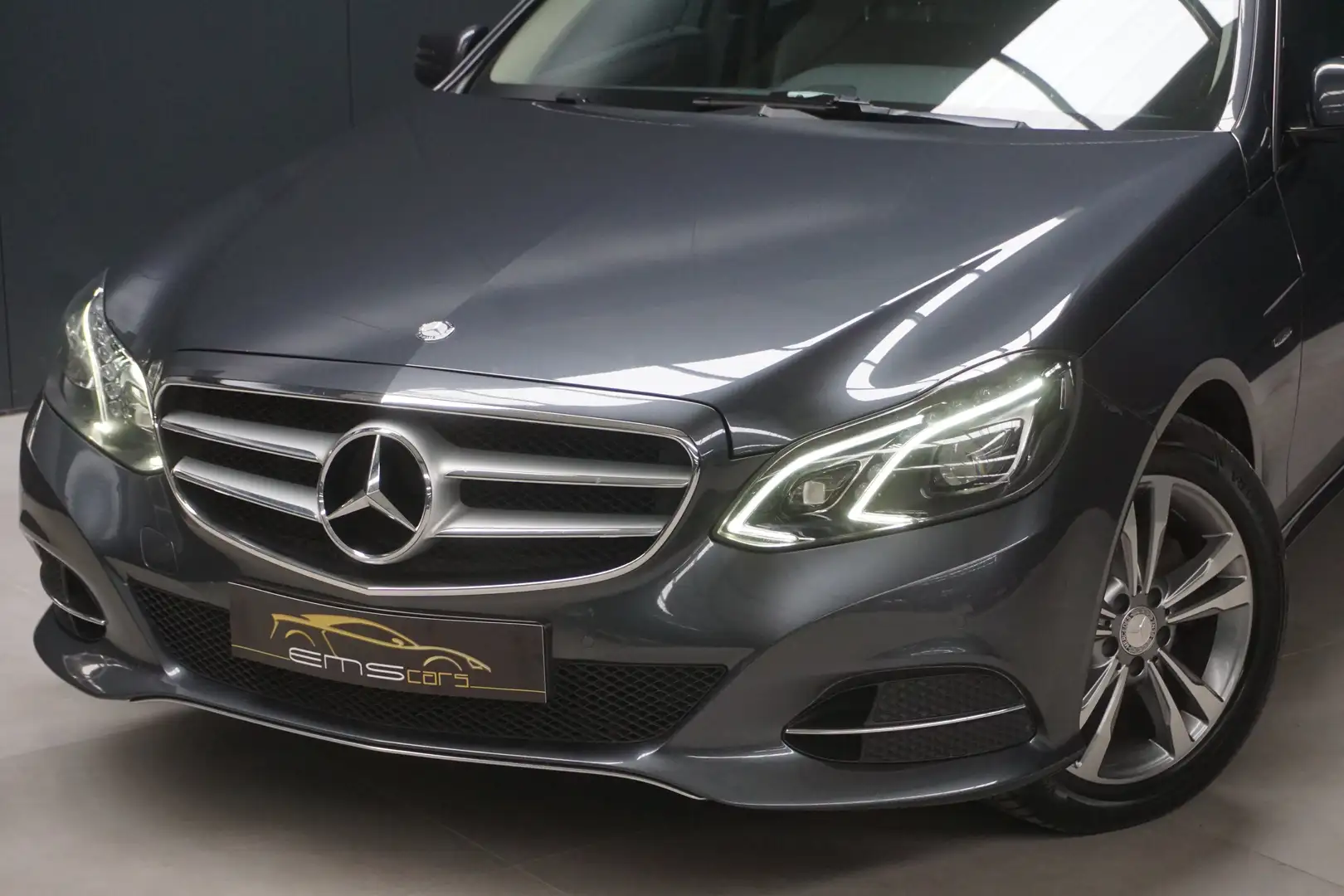 Mercedes-Benz E 200 Edition E Automaat- Navi- Airco- Leder- 1Ste Eig. Gris - 2