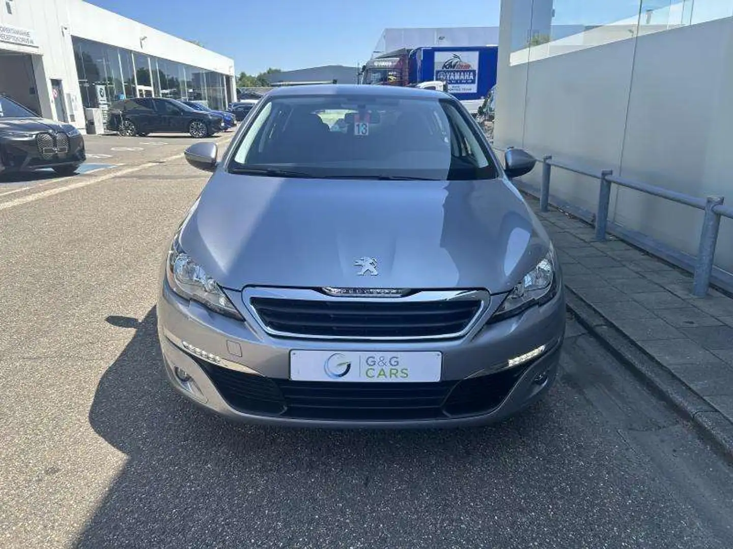Peugeot 308 Access Gris - 1
