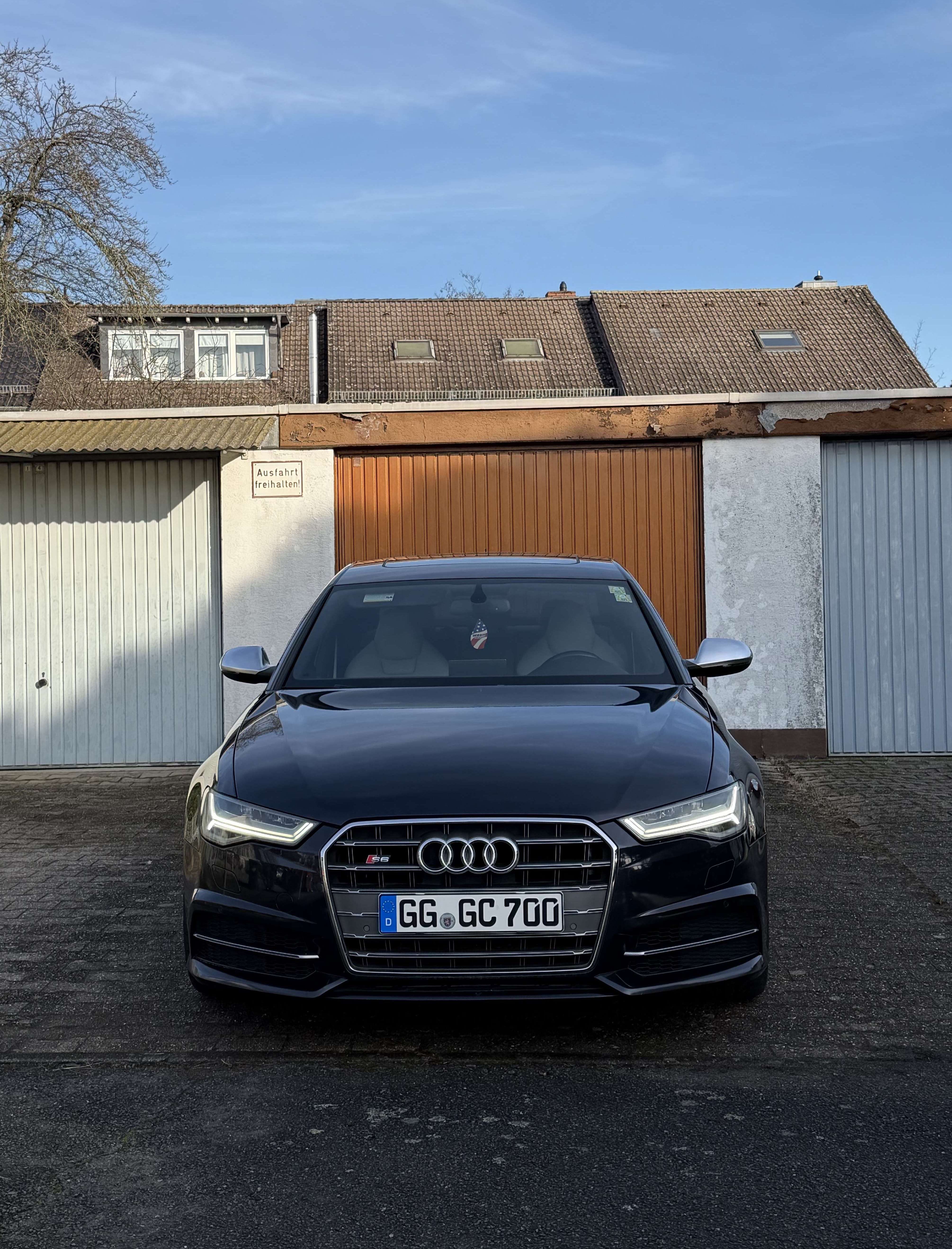 Second hand Audi S6 4.0