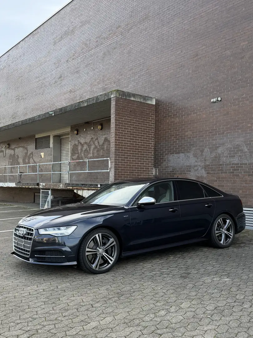 Audi S6 Competition Blau - 2