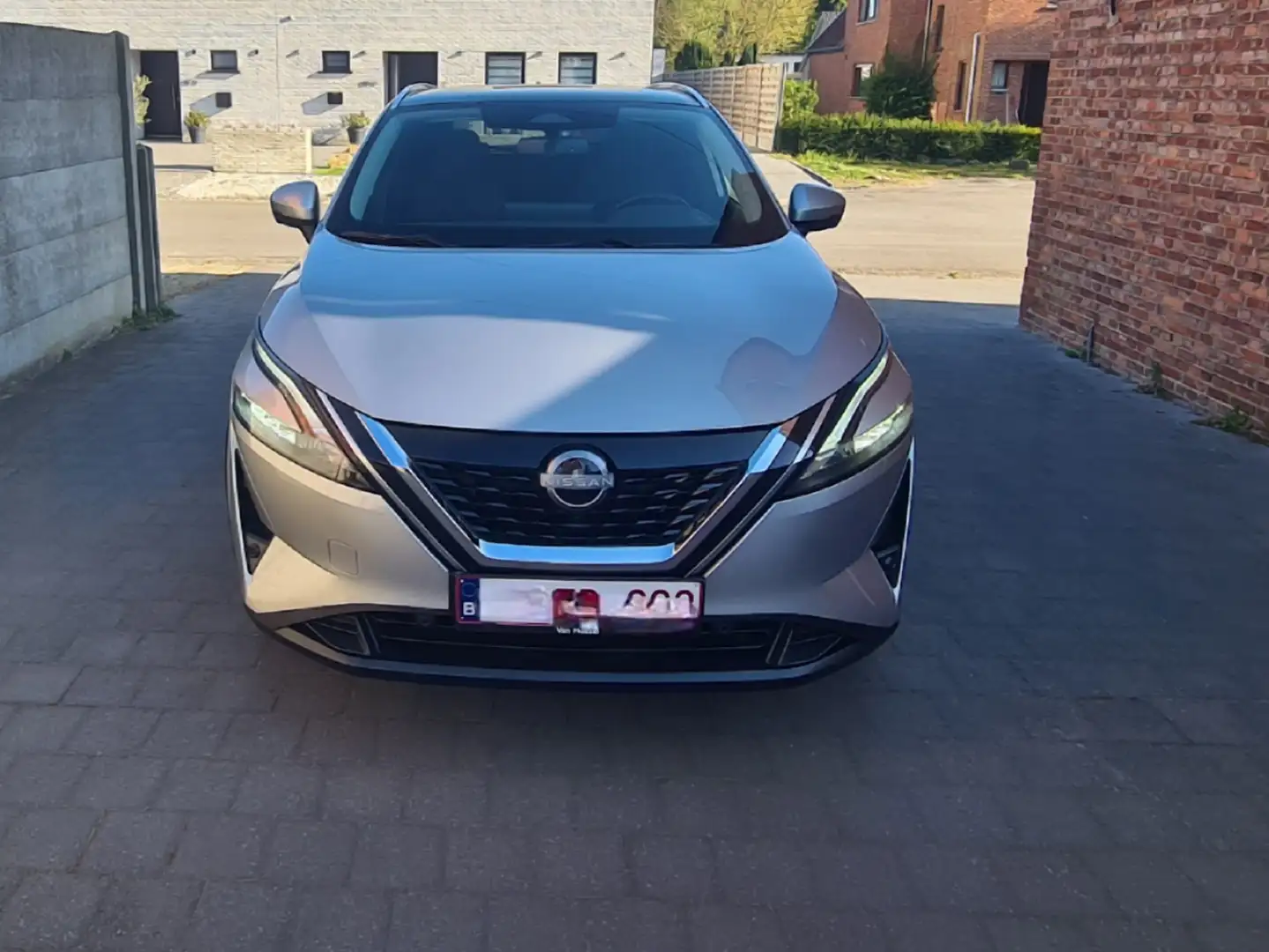 Nissan Qashqai Qashqai 1.5 VC-T e-Power N-Connecta Grijs - 2