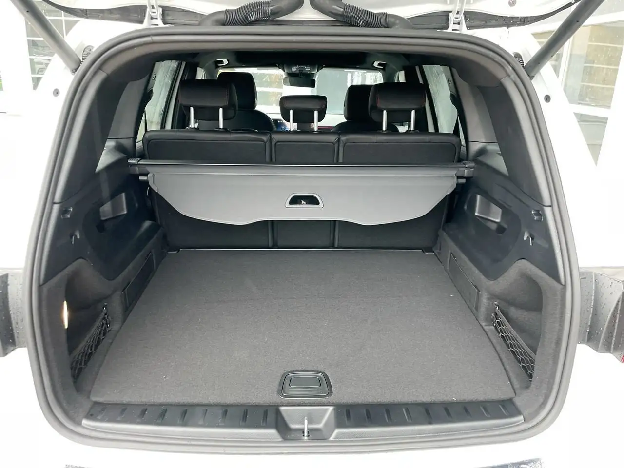 Mercedes-Benz GLB photo Mercedes-Benz GLB