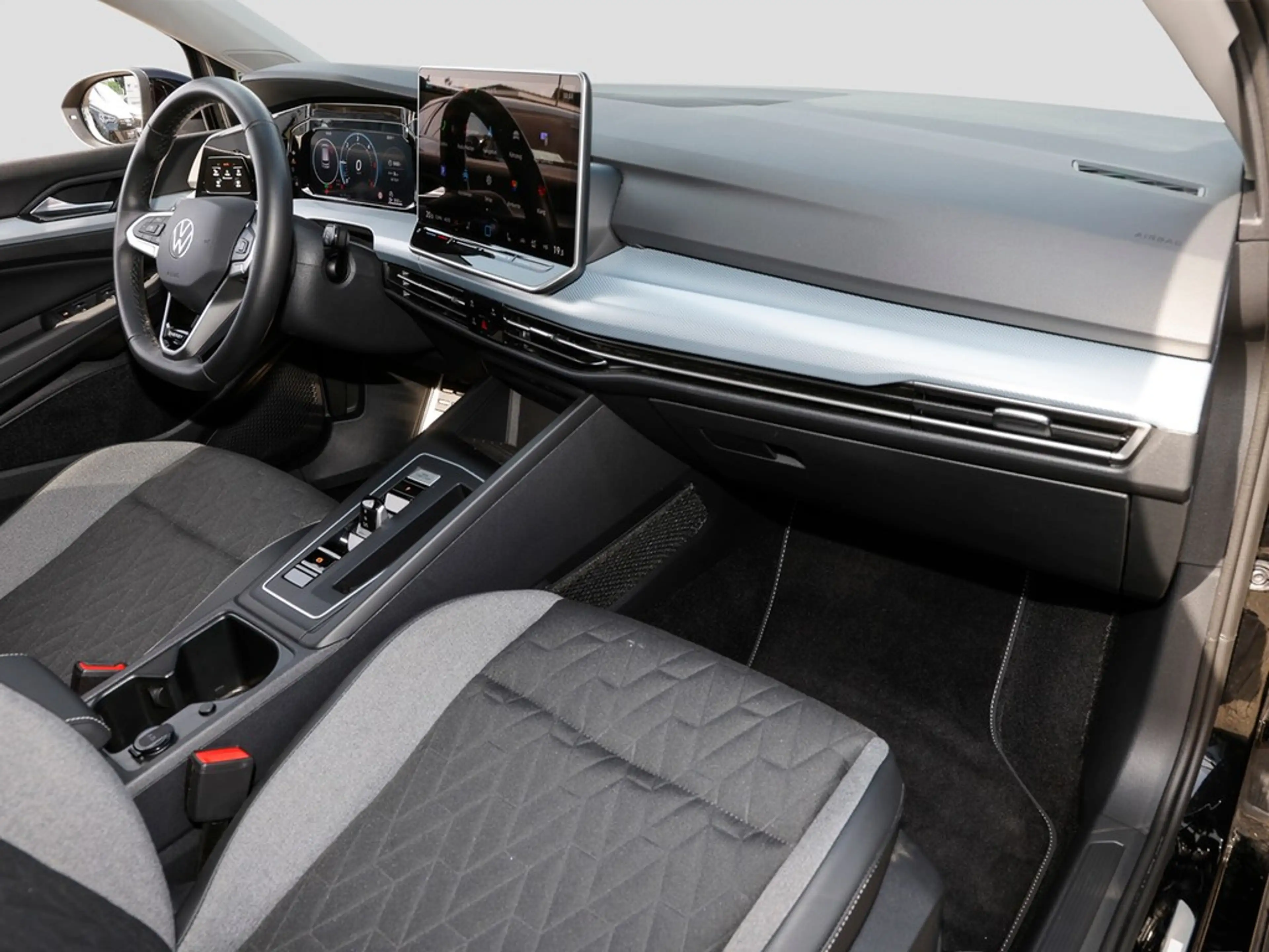 Volkswagen Golf VIII 2.0 TDI DSG Energy AHK/Navi/LEDplus — photo 9