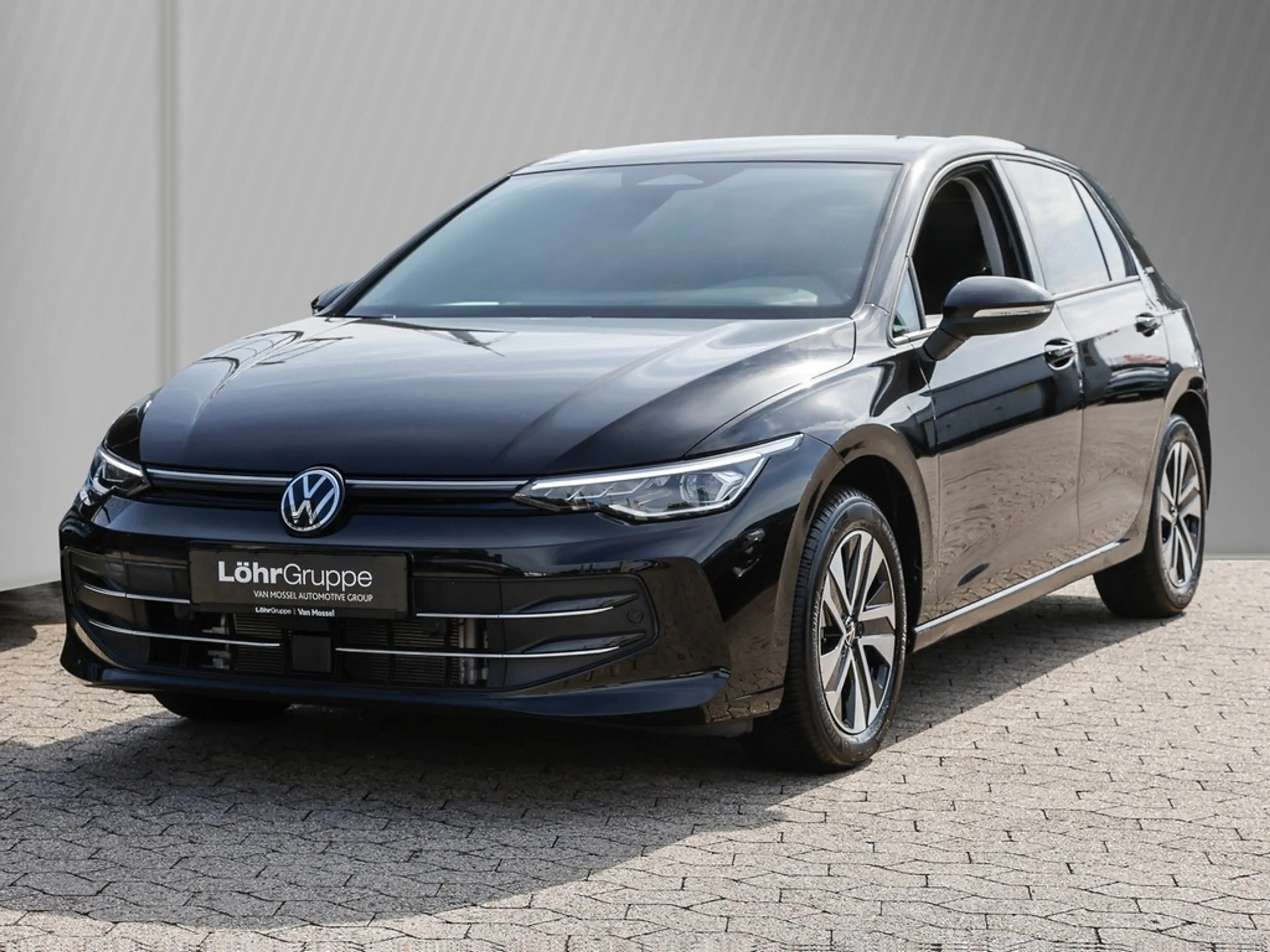 Volkswagen Golf VIII 2.0 TDI DSG Energy AHK/Navi/LEDplus — photo 3