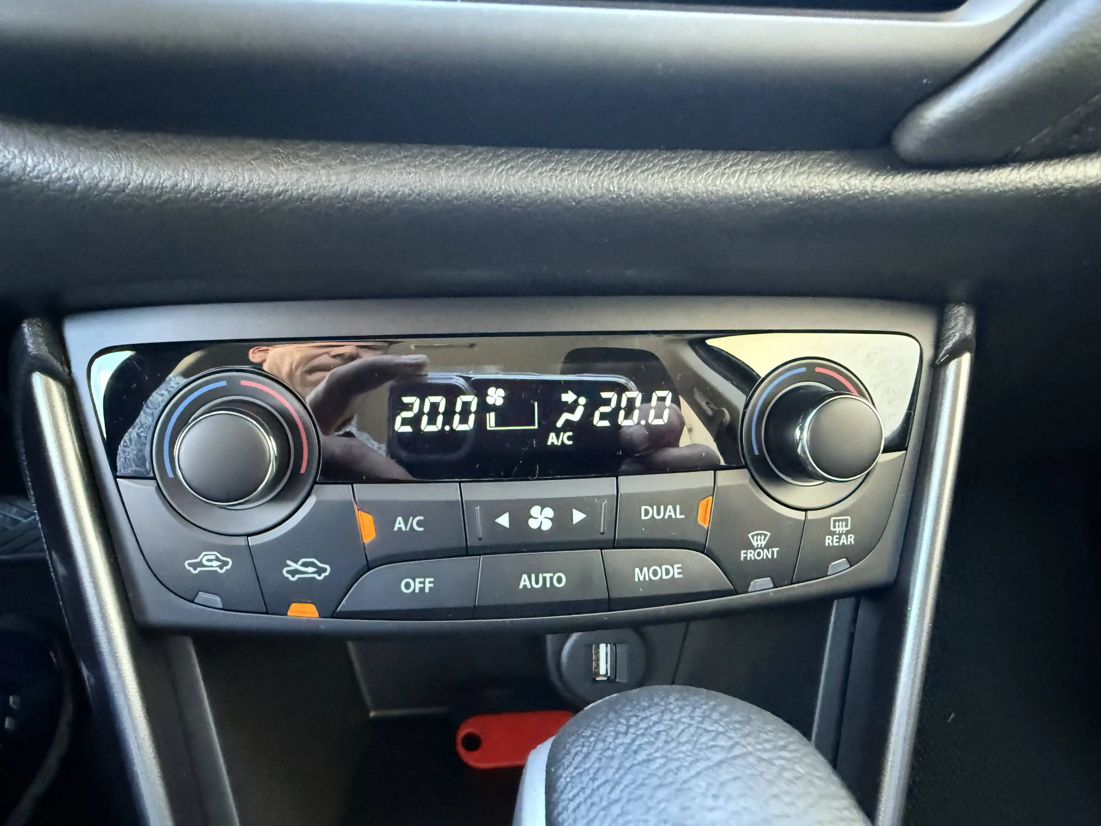 Suzuki S-Cross 1,4 Hybrid ALLGRIP shine AT - WIE NEU — photo 10