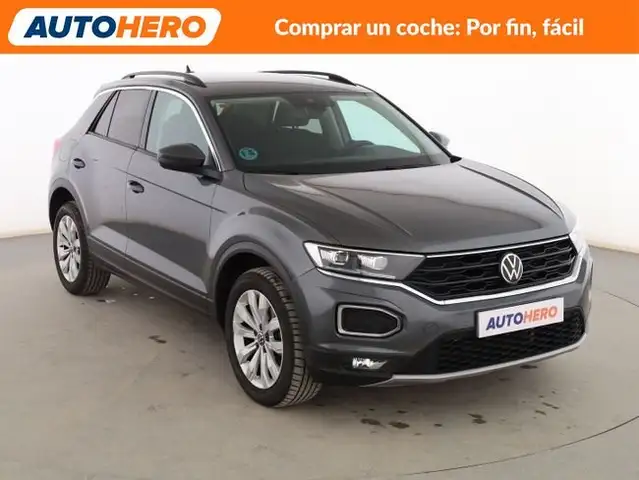 Volkswagen T-Roc view 8