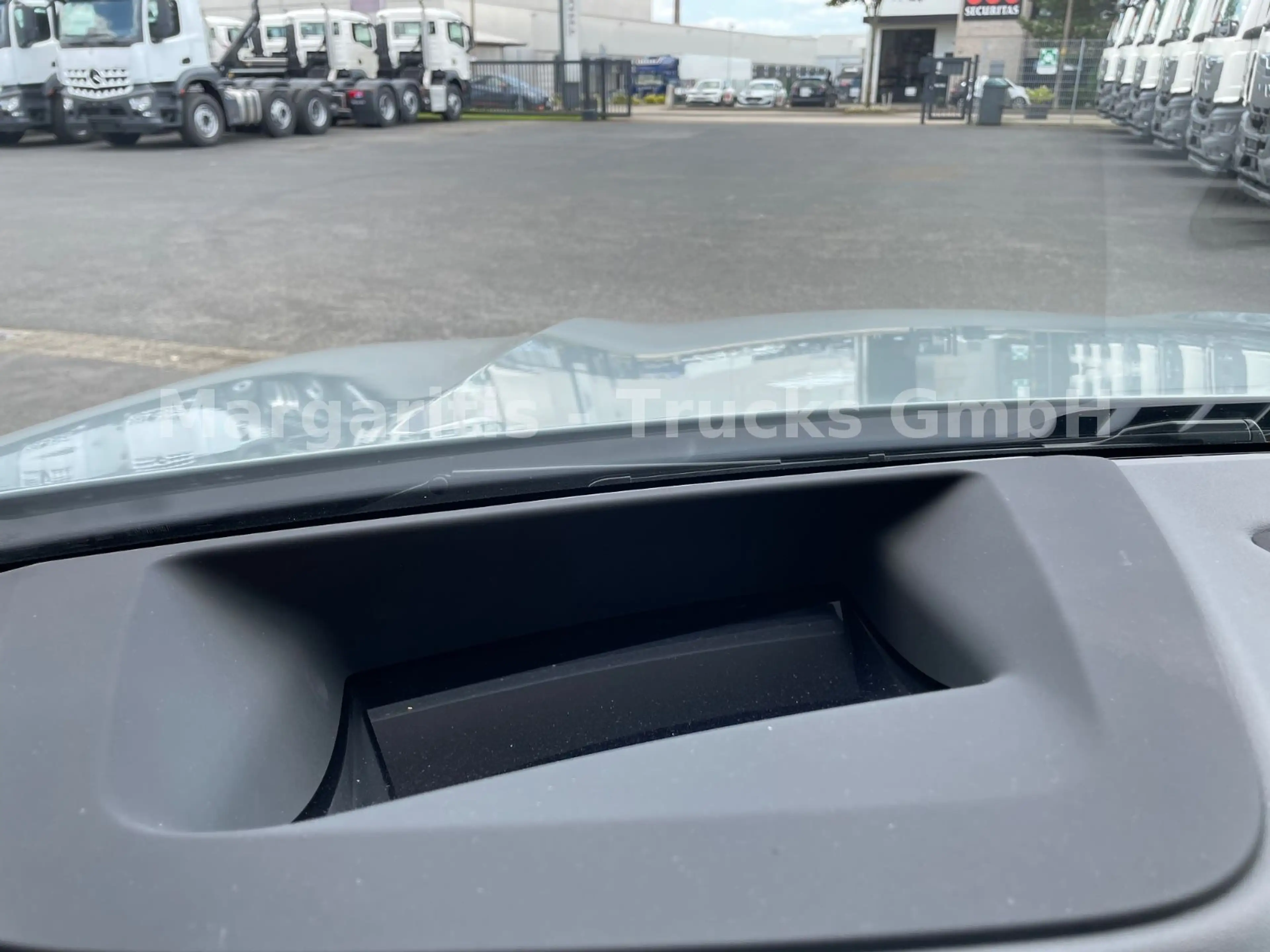BMW X6 xDrive40d/22"/MPaketPro/Pano/Luft/SoftClose — photo 12