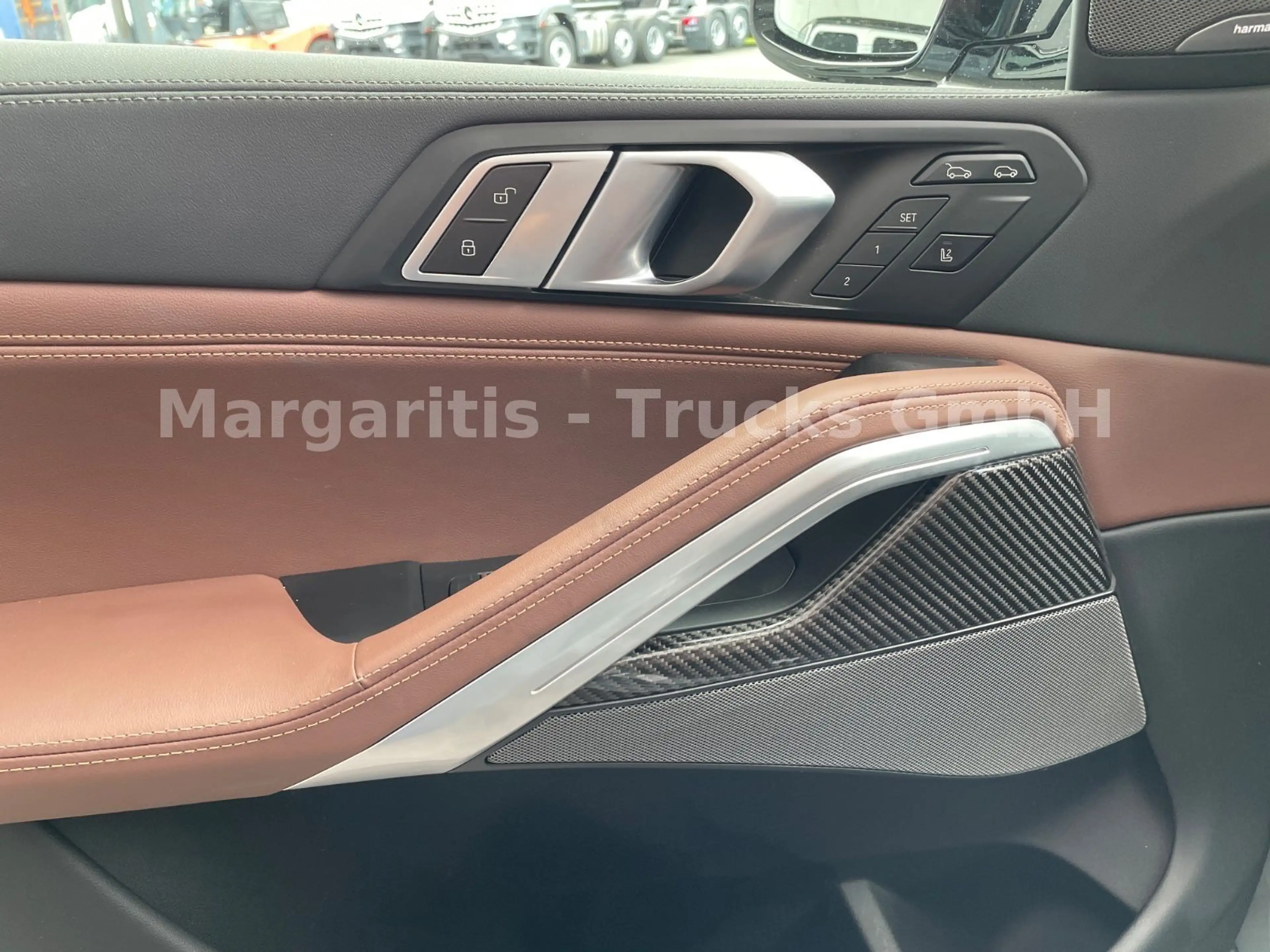 BMW X6 xDrive40d/22"/MPaketPro/Pano/Luft/SoftClose — photo 14