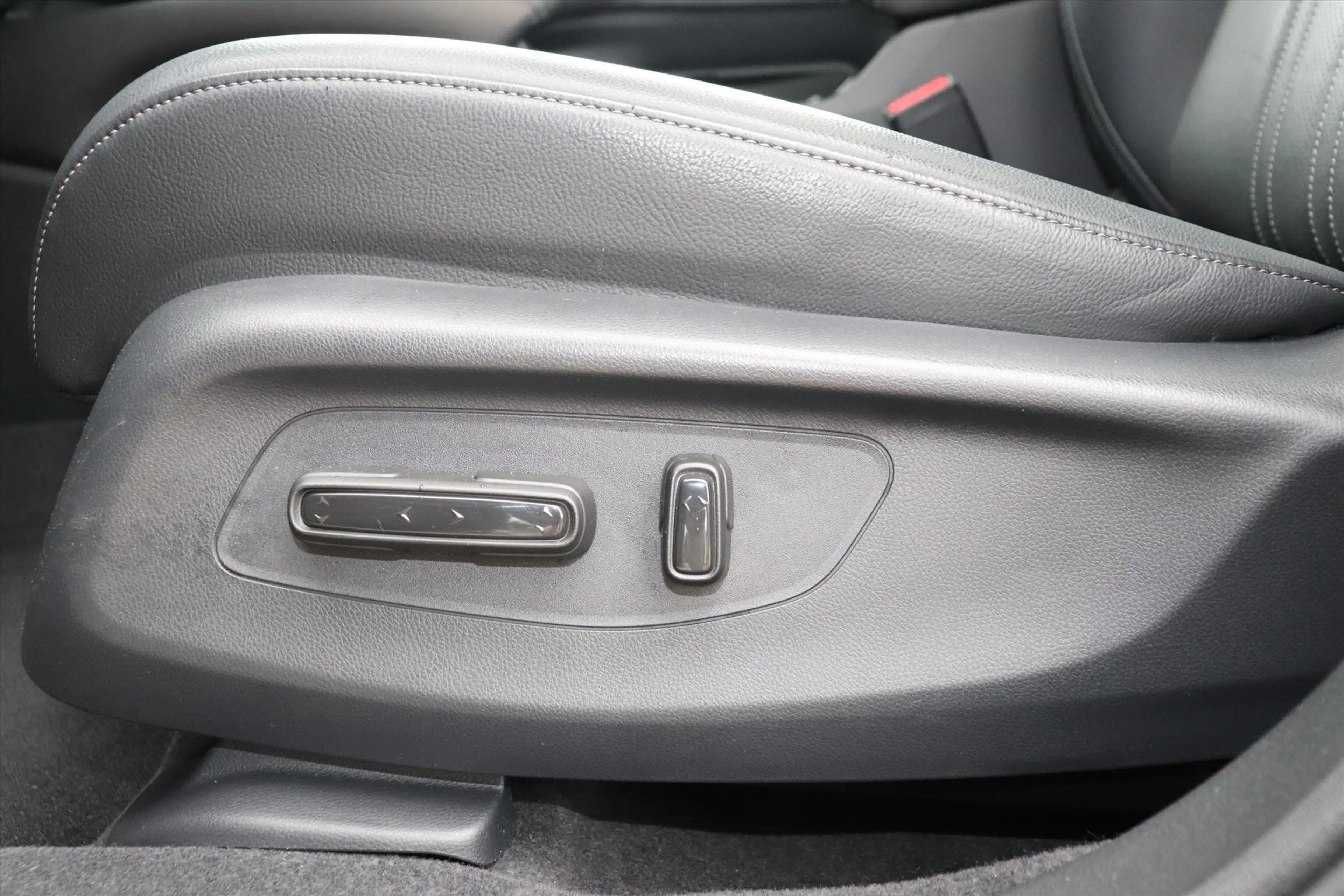 Honda ZR-V 2.0 Full Hybrid 184pk Aut Advance — photo 16