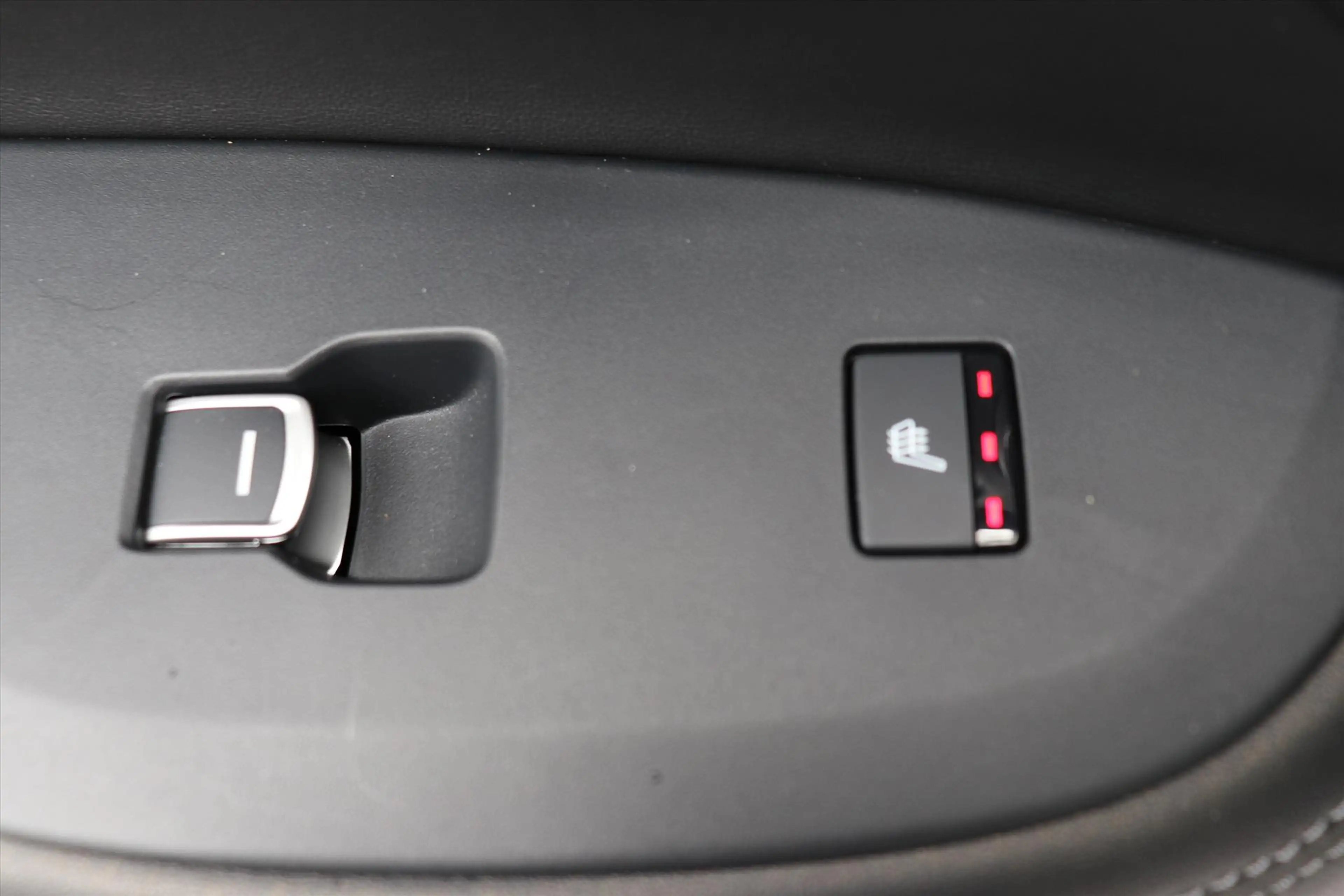 Honda ZR-V 2.0 Full Hybrid 184pk Aut Advance — photo 13