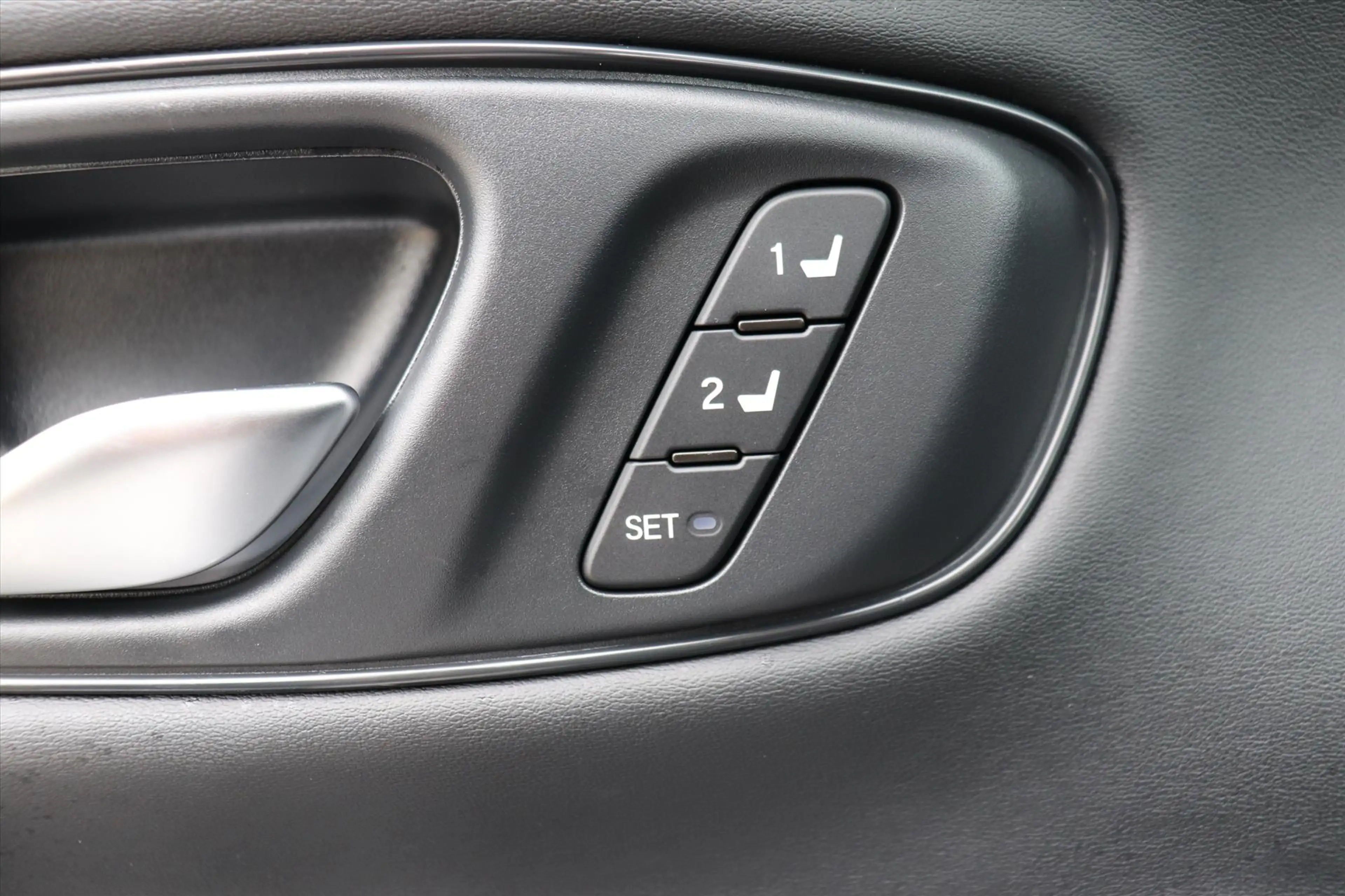 Honda ZR-V 2.0 Full Hybrid 184pk Aut Advance — photo 15