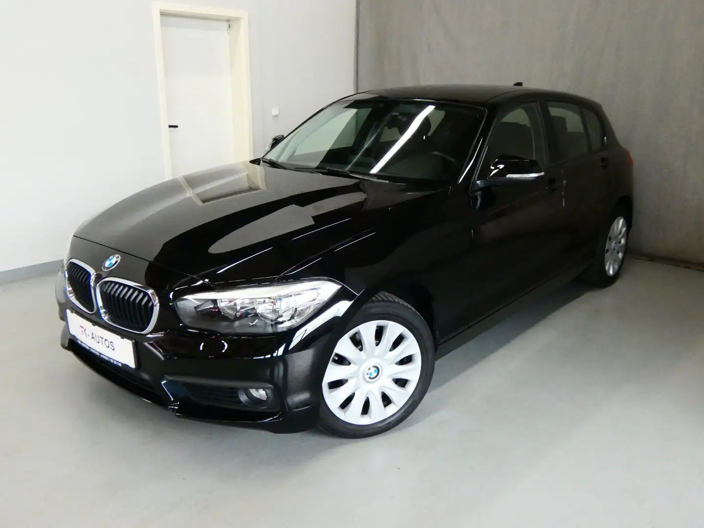 BMW 116 d Advantage,Klimaaut,Tempo,SHZ,S-Heft Schwarz - 1