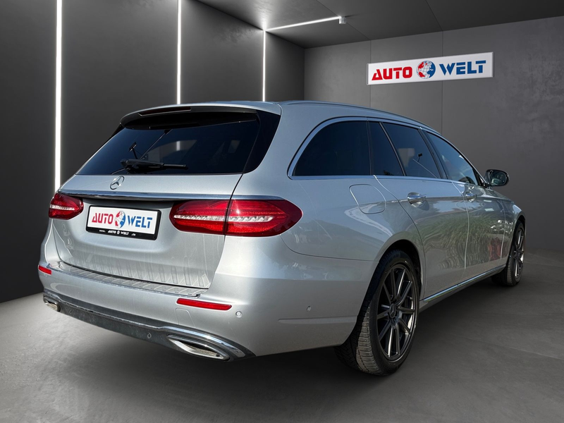 Mercedes-Benz E 220 E220 T d Avantgarde LED ACC Navi Kamera Teillede — photo 4