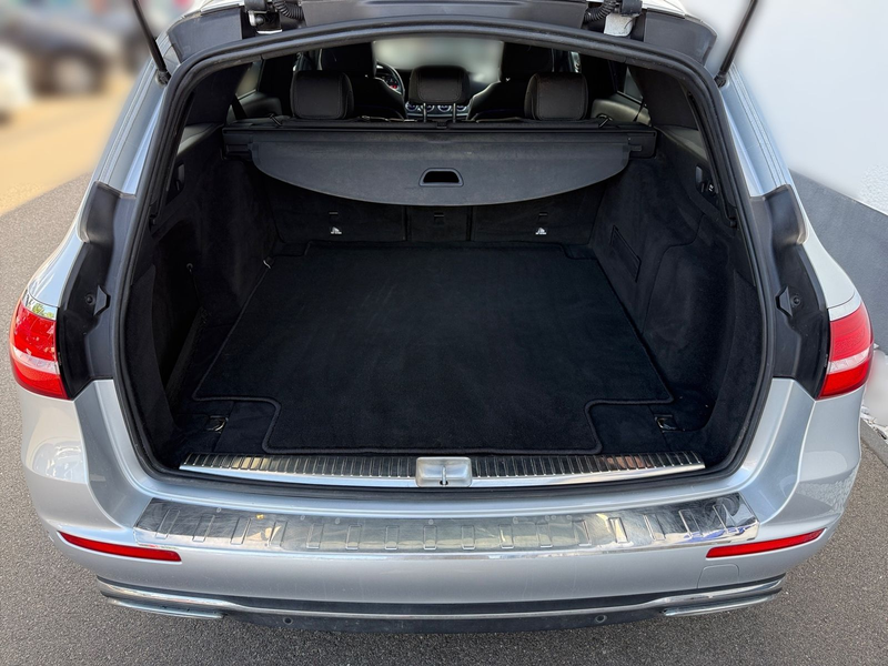 Mercedes-Benz E 220 E220 T d Avantgarde LED ACC Navi Kamera Teillede — photo 10