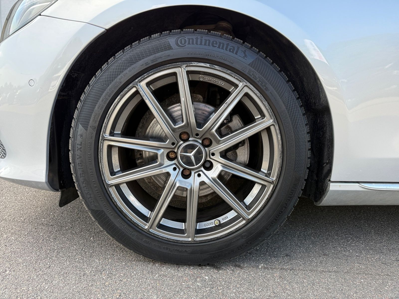 Mercedes-Benz E 220 E220 T d Avantgarde LED ACC Navi Kamera Teillede — photo 15
