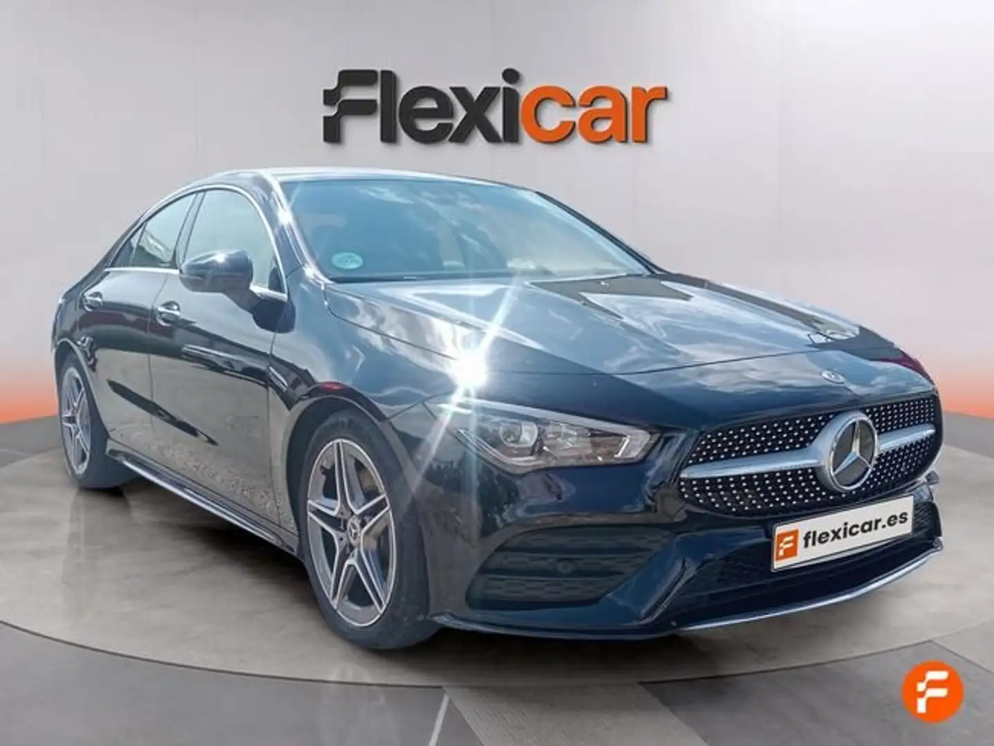Mercedes-Benz CLA 200 Negro - 2