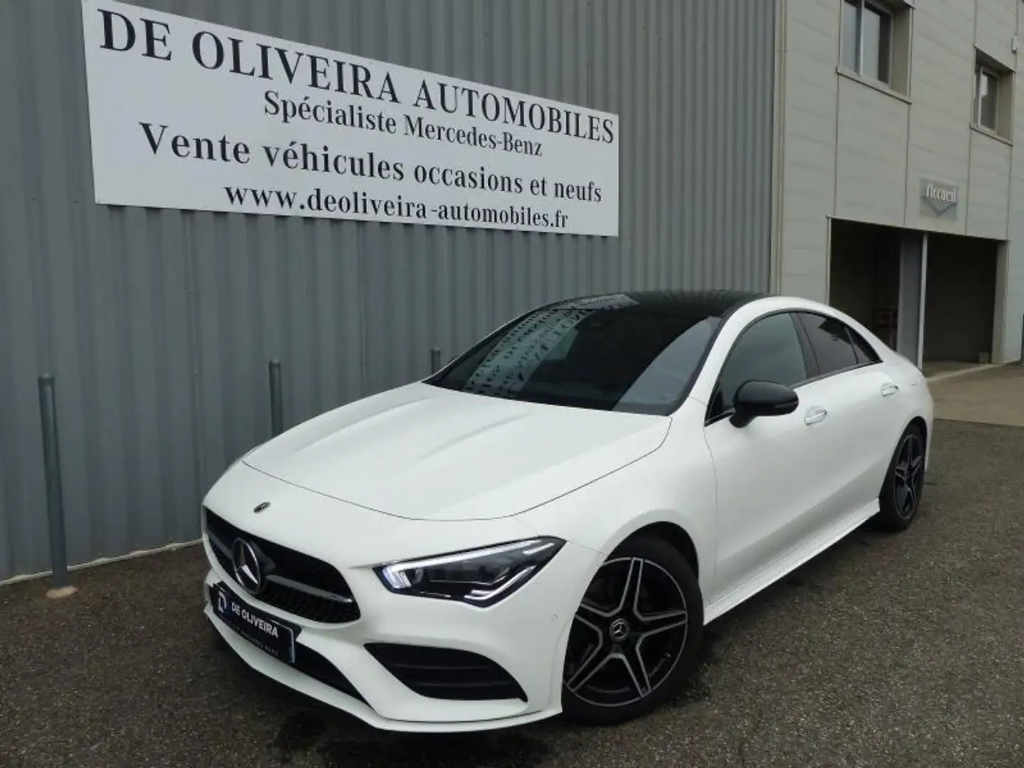 Mercedes-Benz CLA 200 200 d 150ch AMG Line 8G-DCT 8cv Blanc - 1
