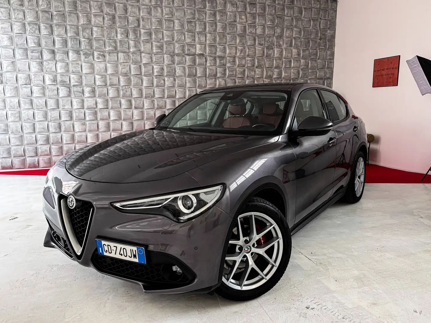 Alfa Romeo Stelvio 2.2 t Executive rwd 190cv auto - IVA ESPOSTA Grau - 1