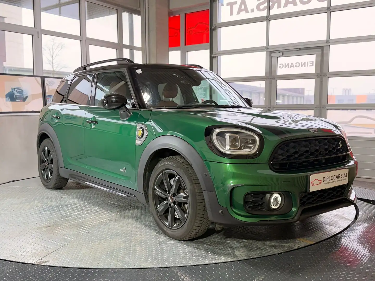 MINI Cooper SE Countryman Cooper SE All4 Grün - 1