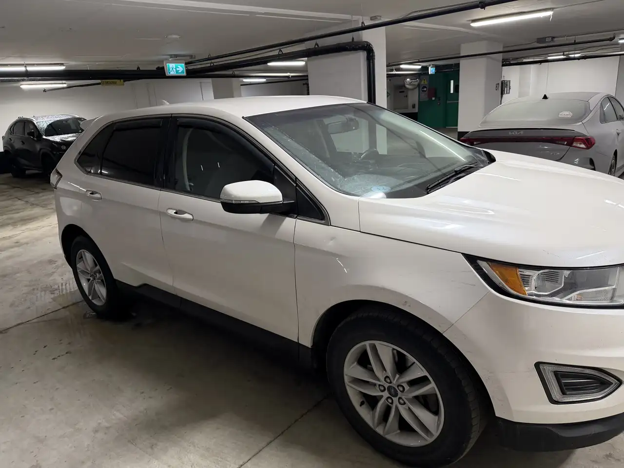 Ford Edge снимка Ford Edge