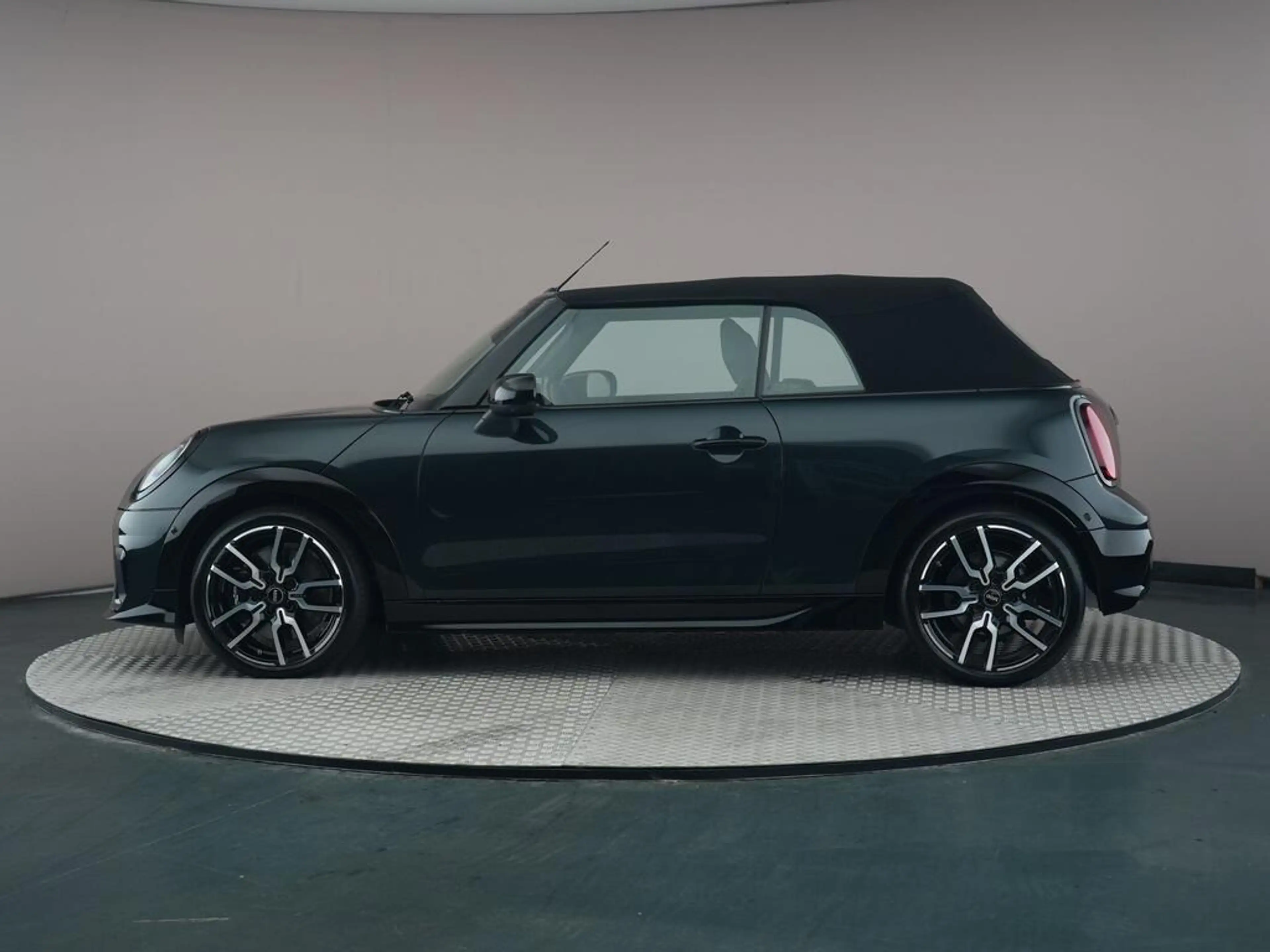 MINI Cooper S Cabrio 2.0 John Cooper Works XL — photo 7