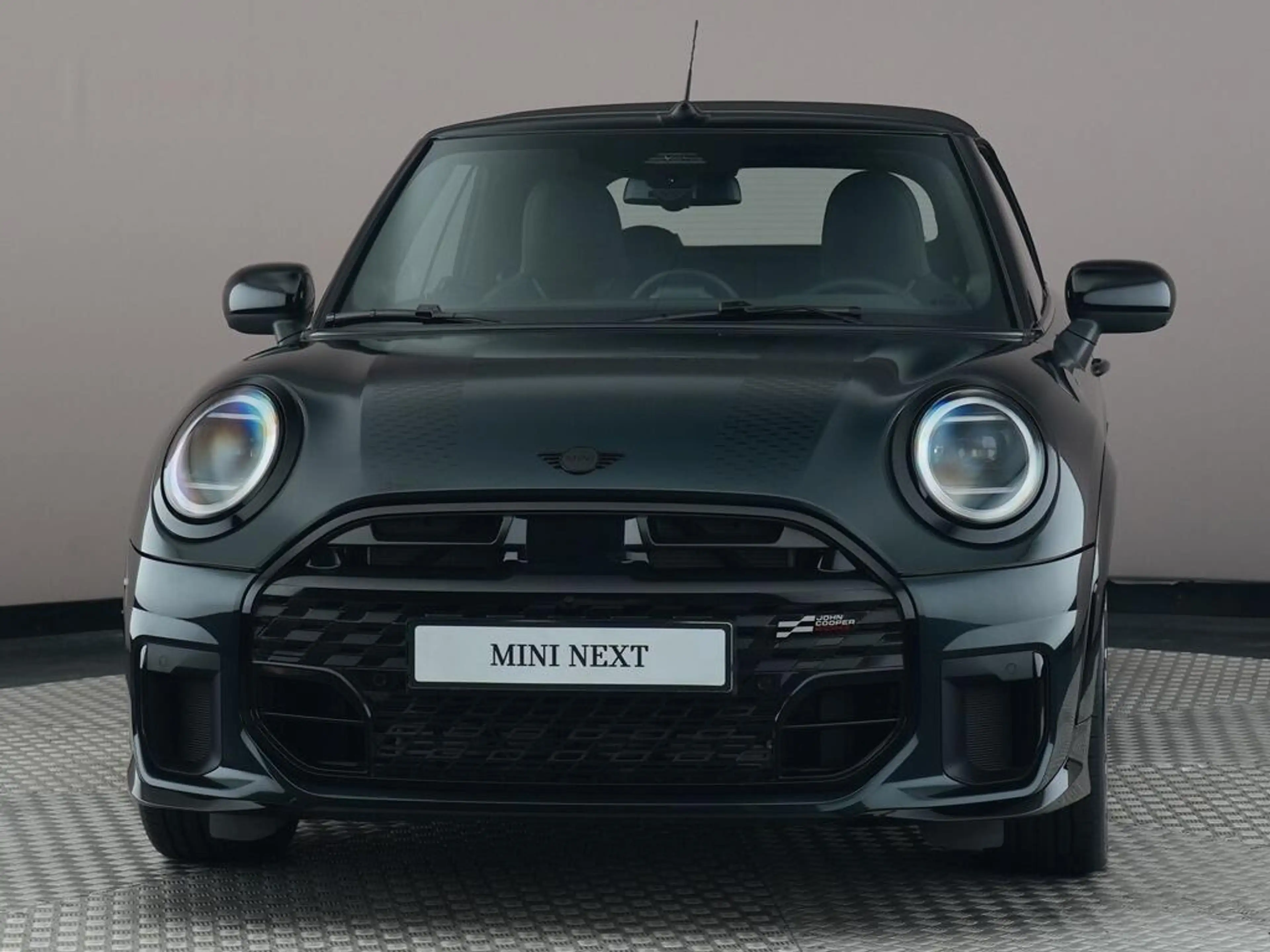 MINI Cooper S Cabrio 2.0 John Cooper Works XL — photo 2