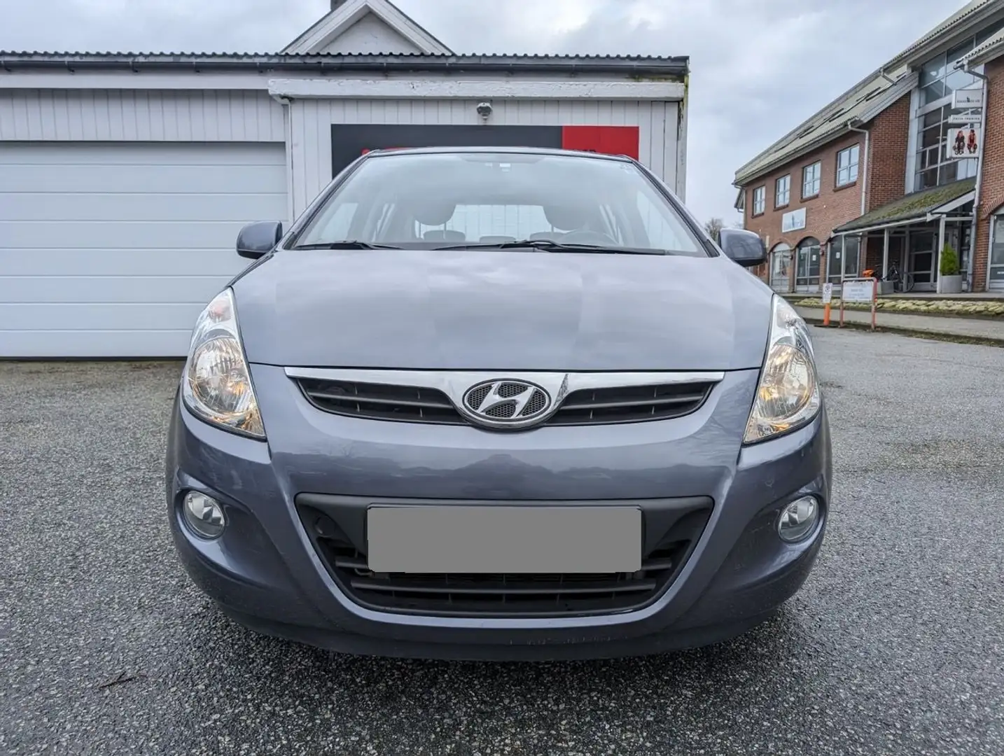 Hyundai i20 Automat /EU Gris - 1