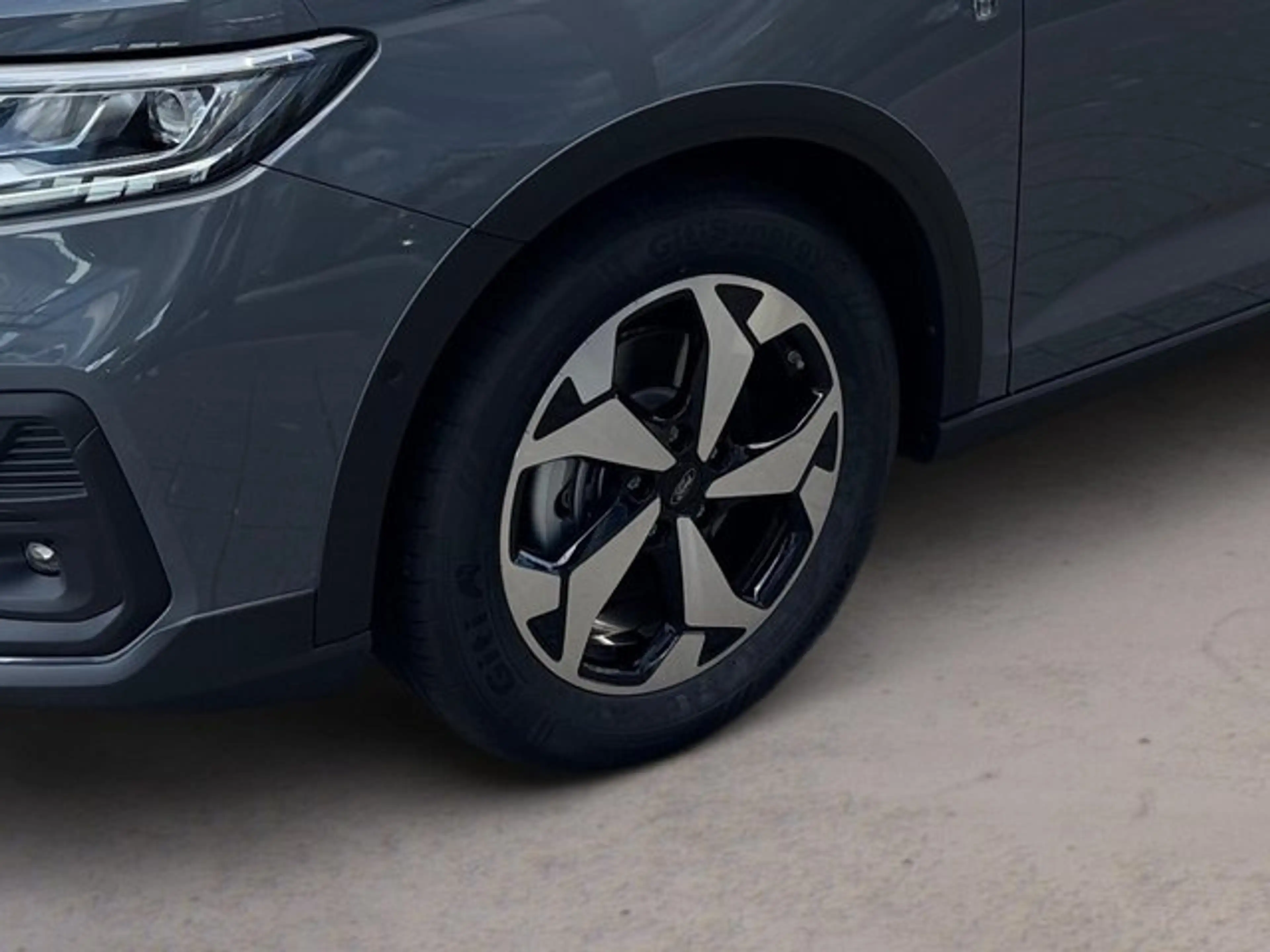 Ford Tourneo Connect Active +AHK +Standheizung — photo 6