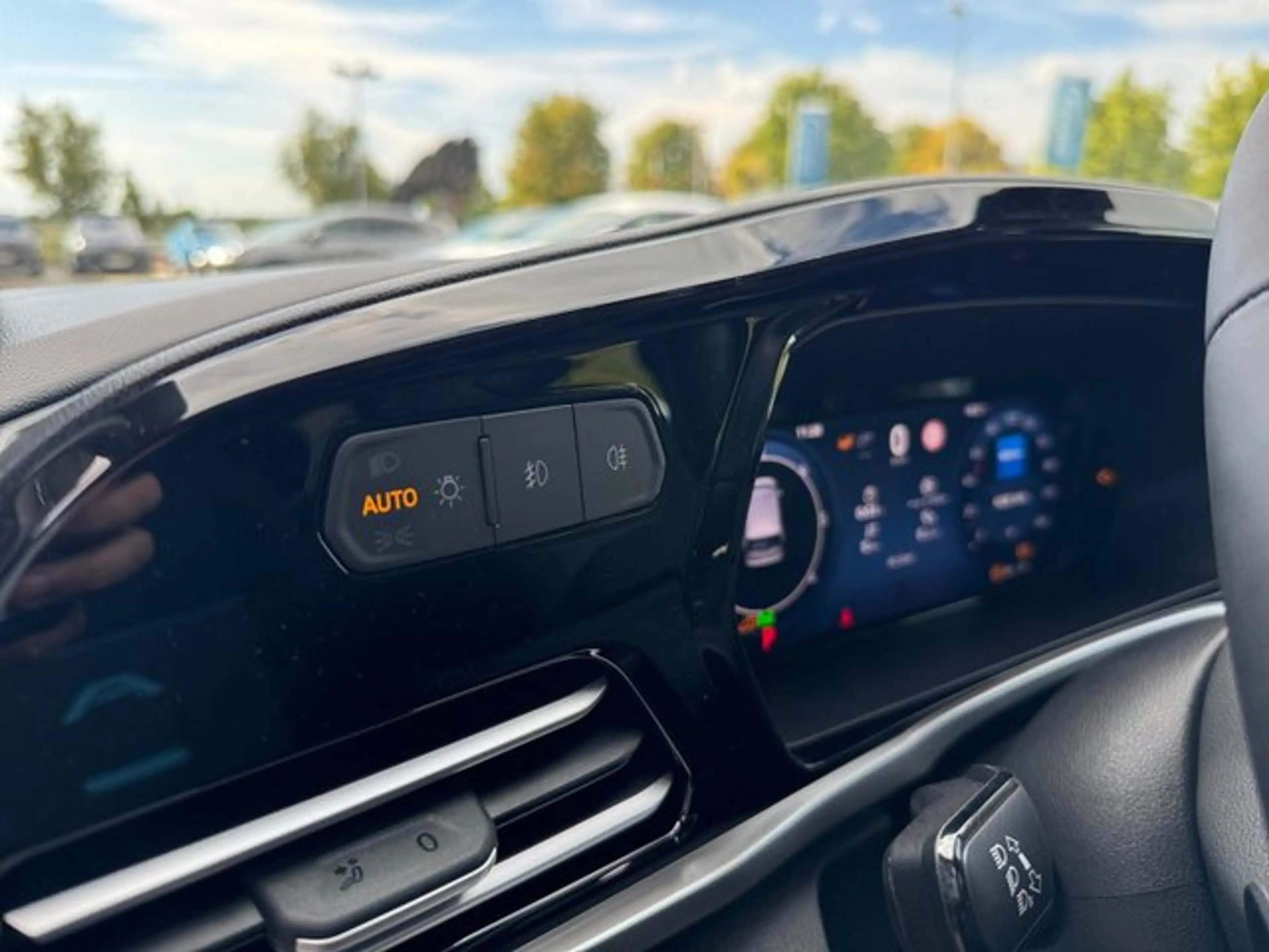 Ford Tourneo Connect Active +AHK +Standheizung — photo 15