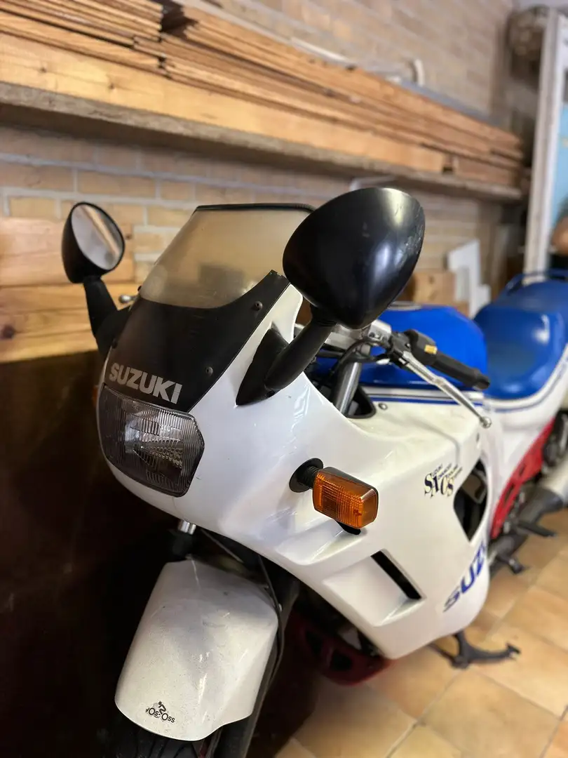 Suzuki GSX 600 Wit - 2