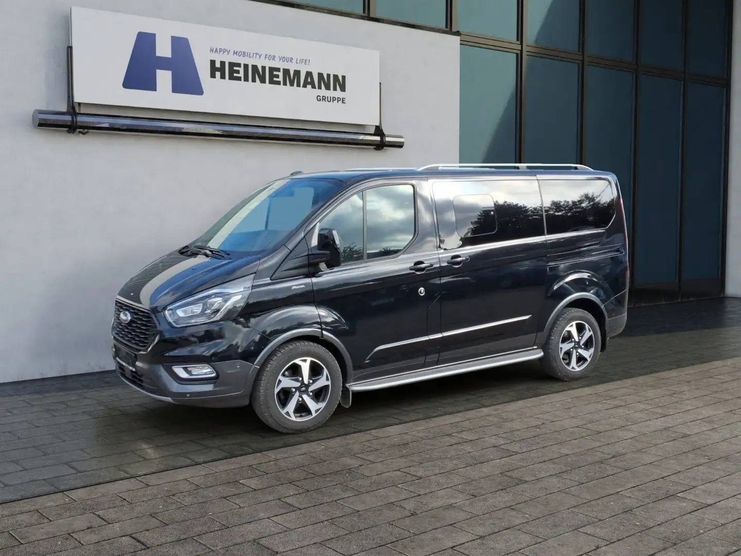 Ford Tourneo Custom 2.0 TDCi 320 L1H1 Active AT Navi Noir - 1