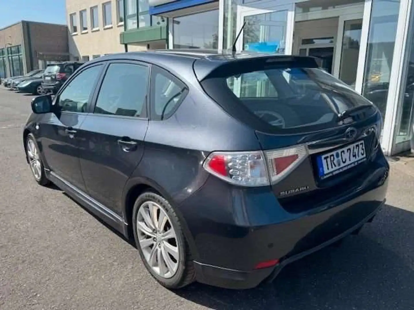 Subaru Impreza 2.0D Active, 1. HAND Grijs - 2