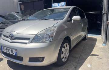 130 VVT-i 7pl Linea Sol MMT