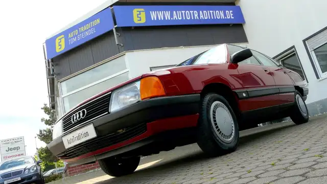 Audi 100 2.3 E 5-Zylinder -malvenrot -wenig km -3.Hand